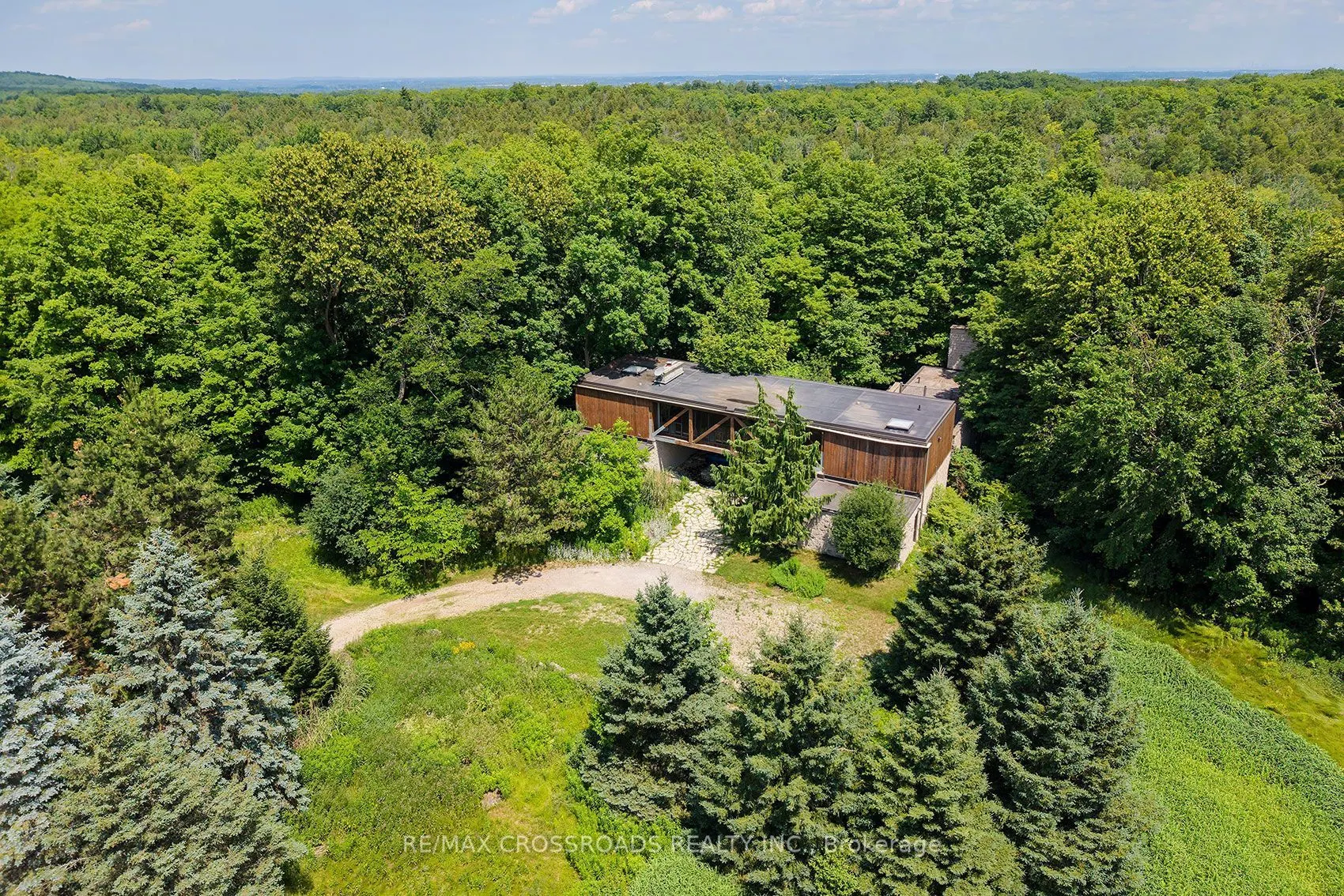 15135 Rockside Road