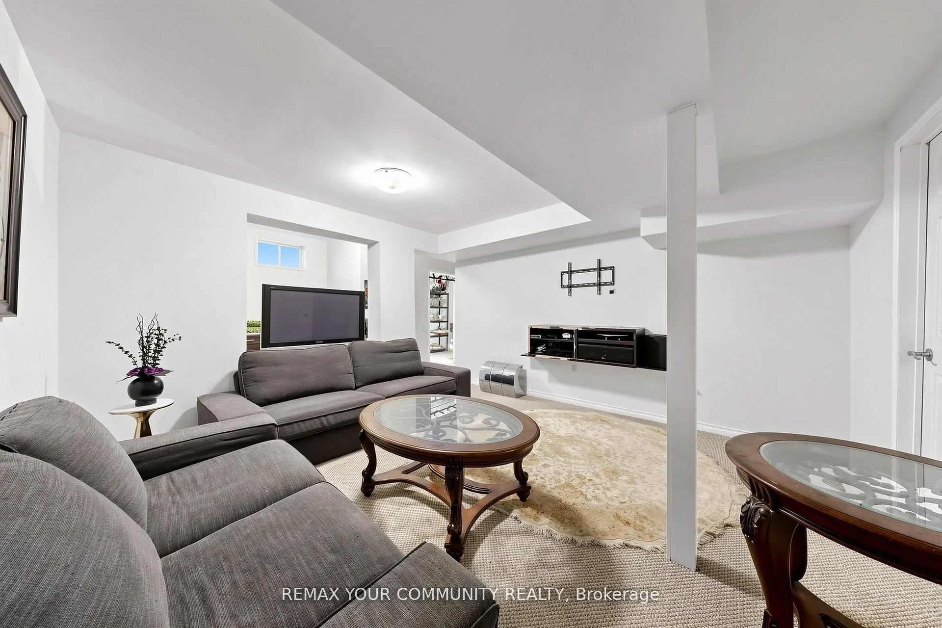 32 Brawton Drive N