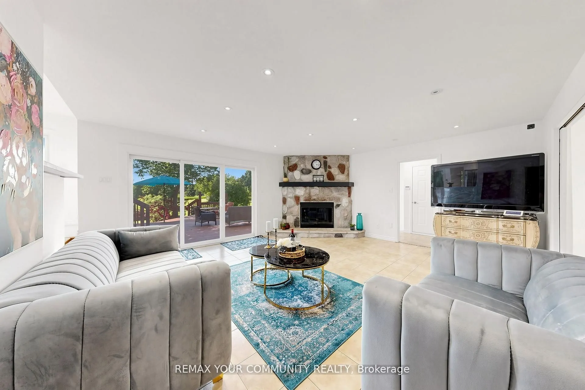 32 Brawton Drive N