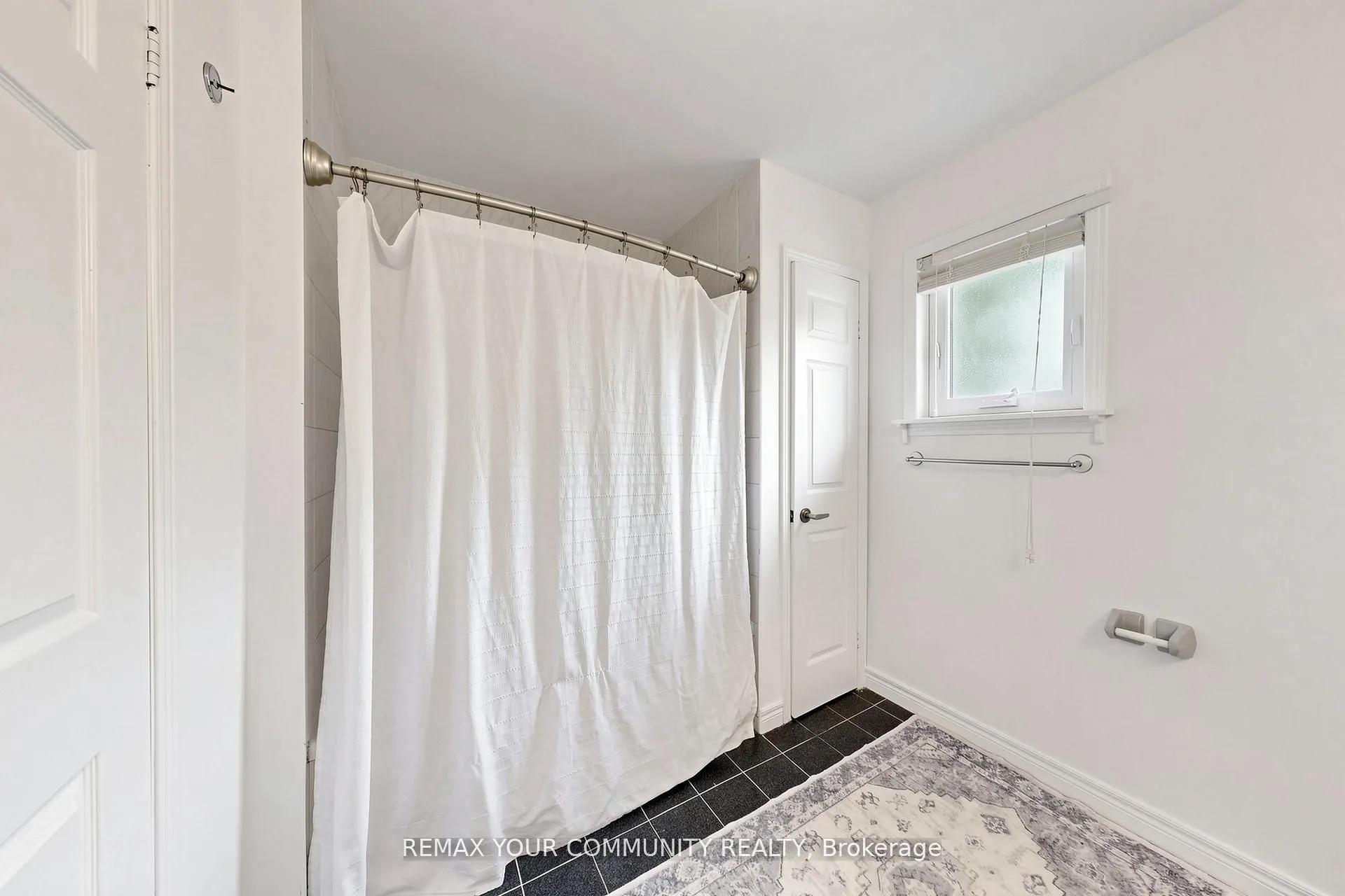 32 Brawton Drive N