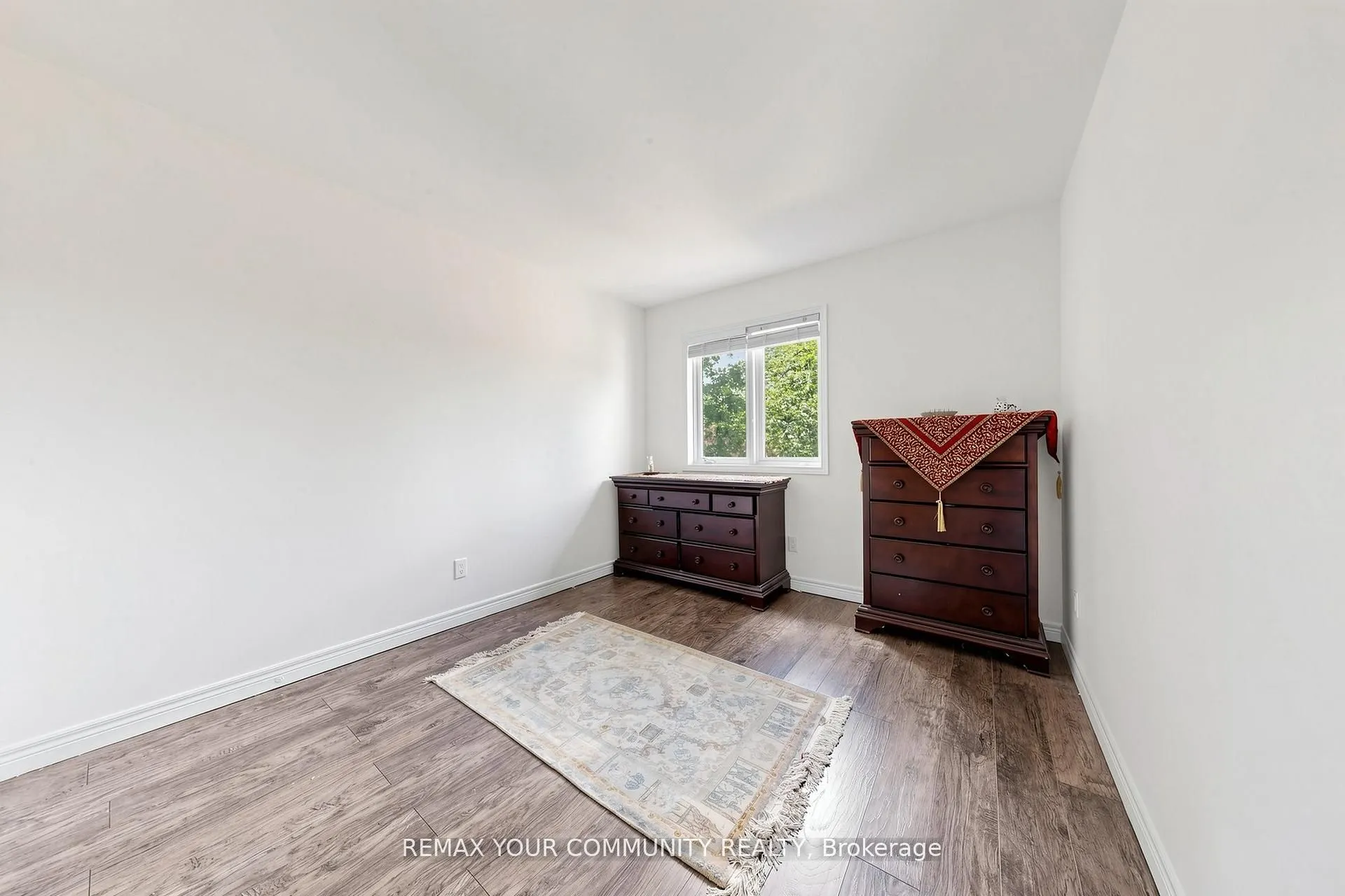 32 Brawton Drive N