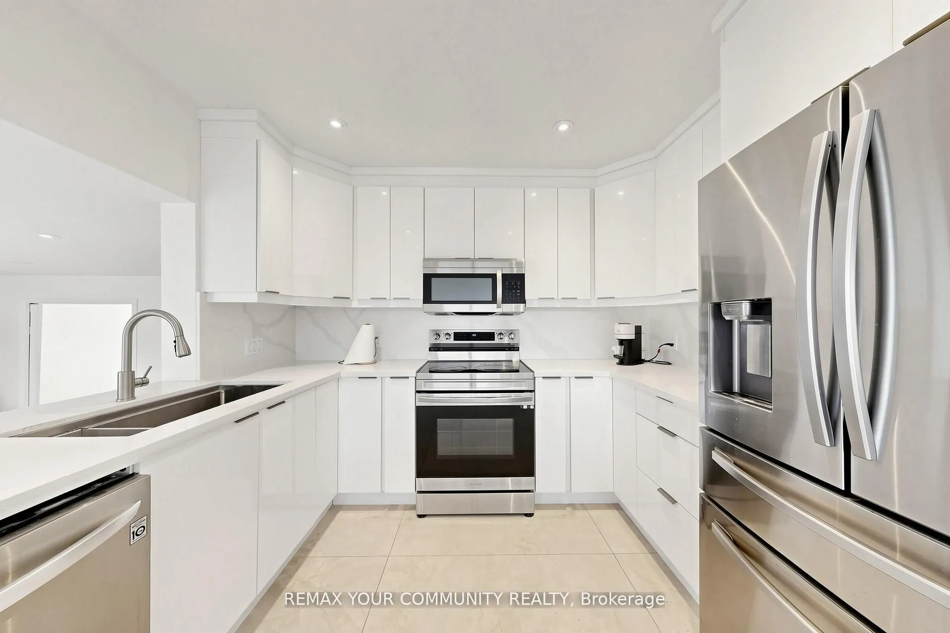 32 Brawton Drive N