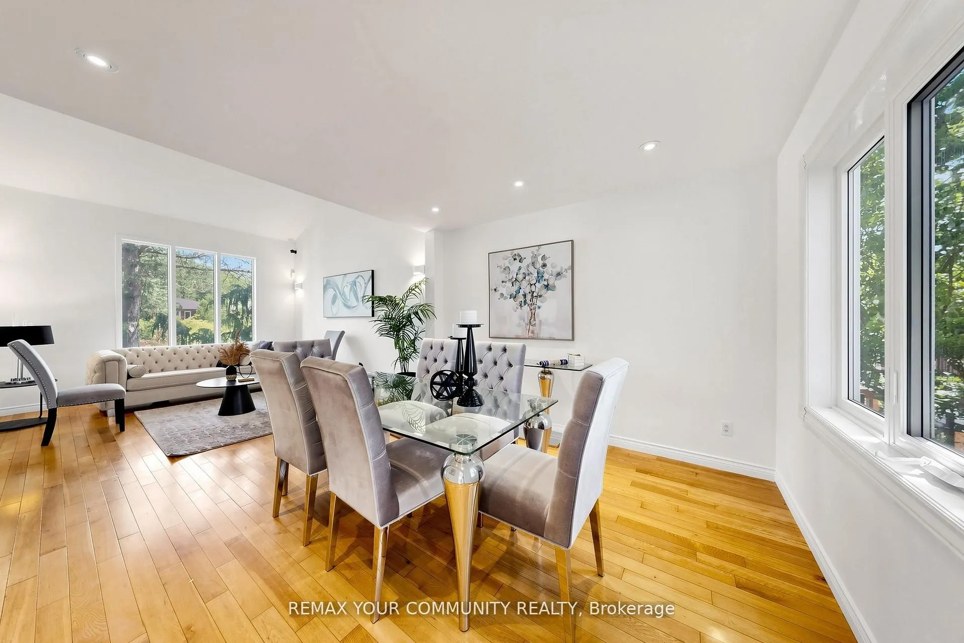 32 Brawton Drive N