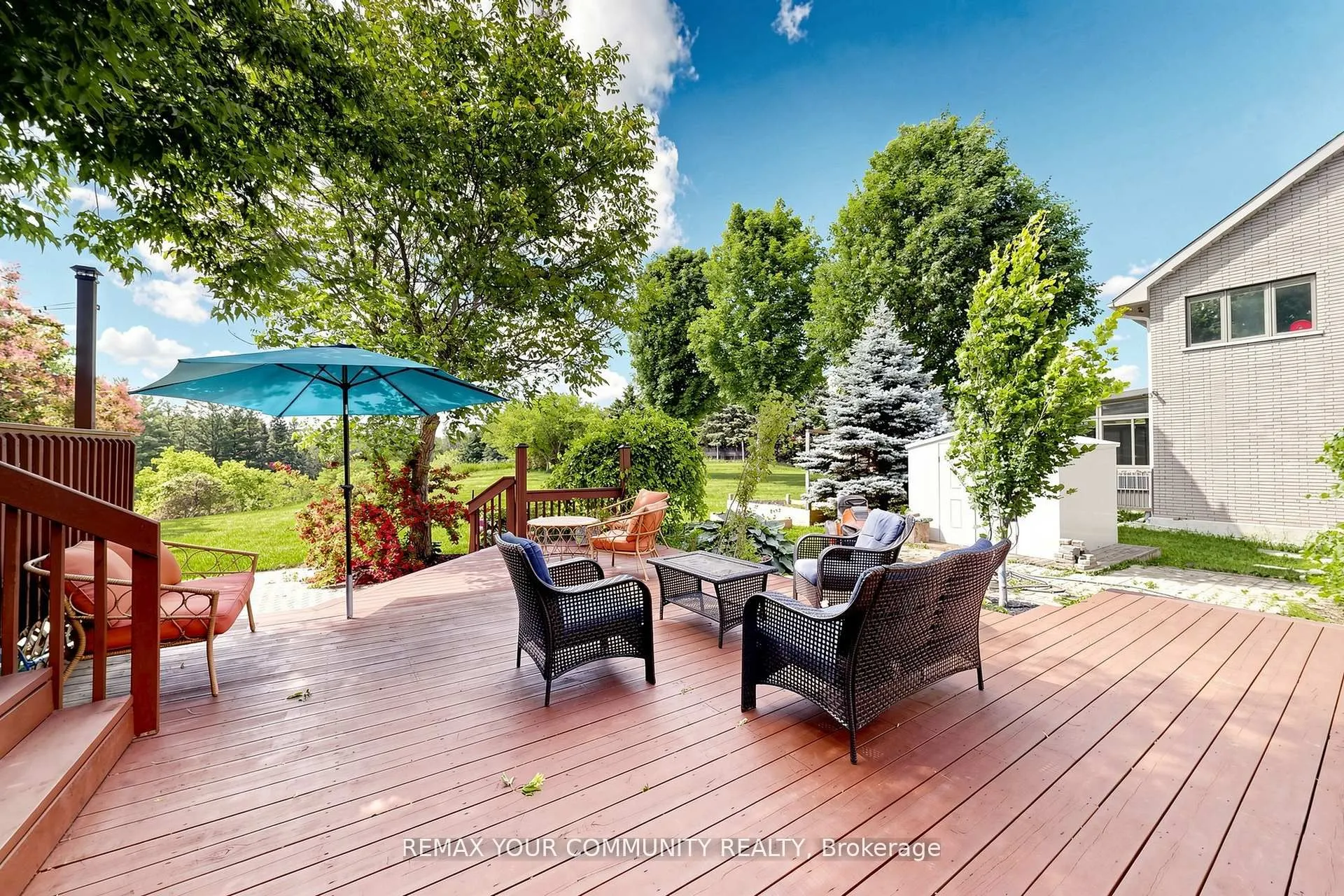 32 Brawton Drive N