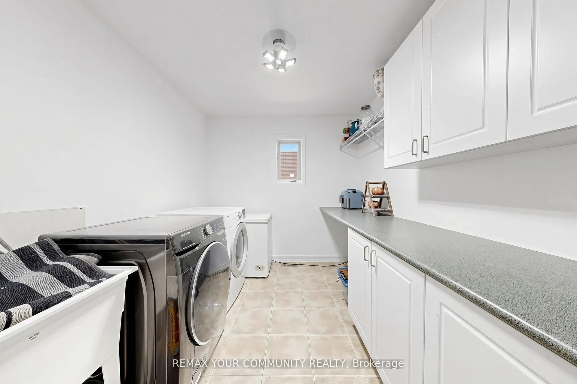32 Brawton Drive N
