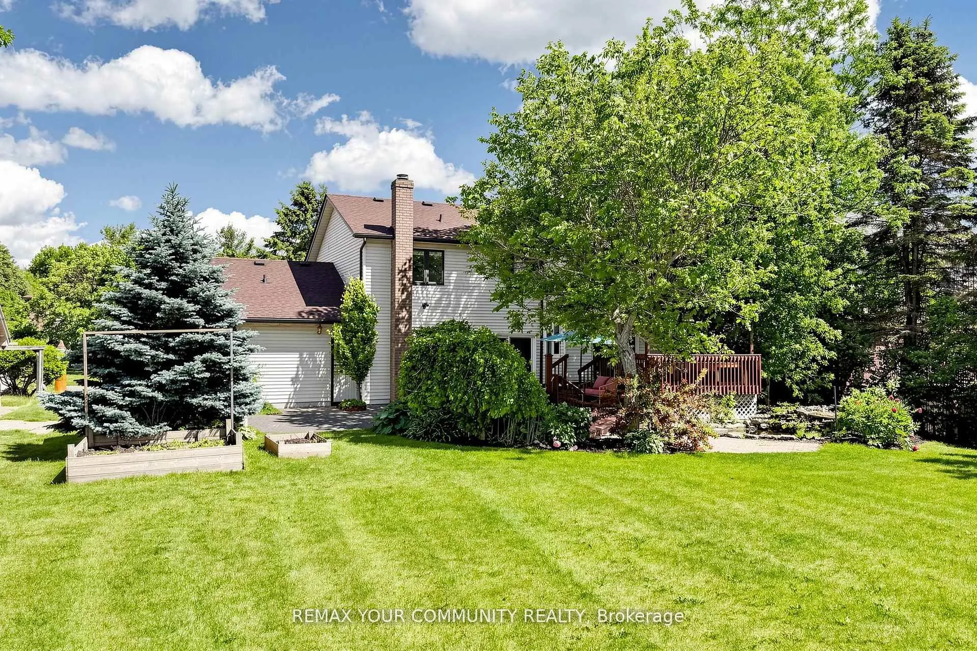 32 Brawton Drive N