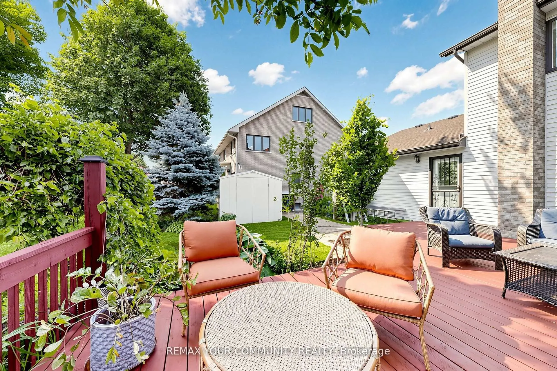 32 Brawton Drive N