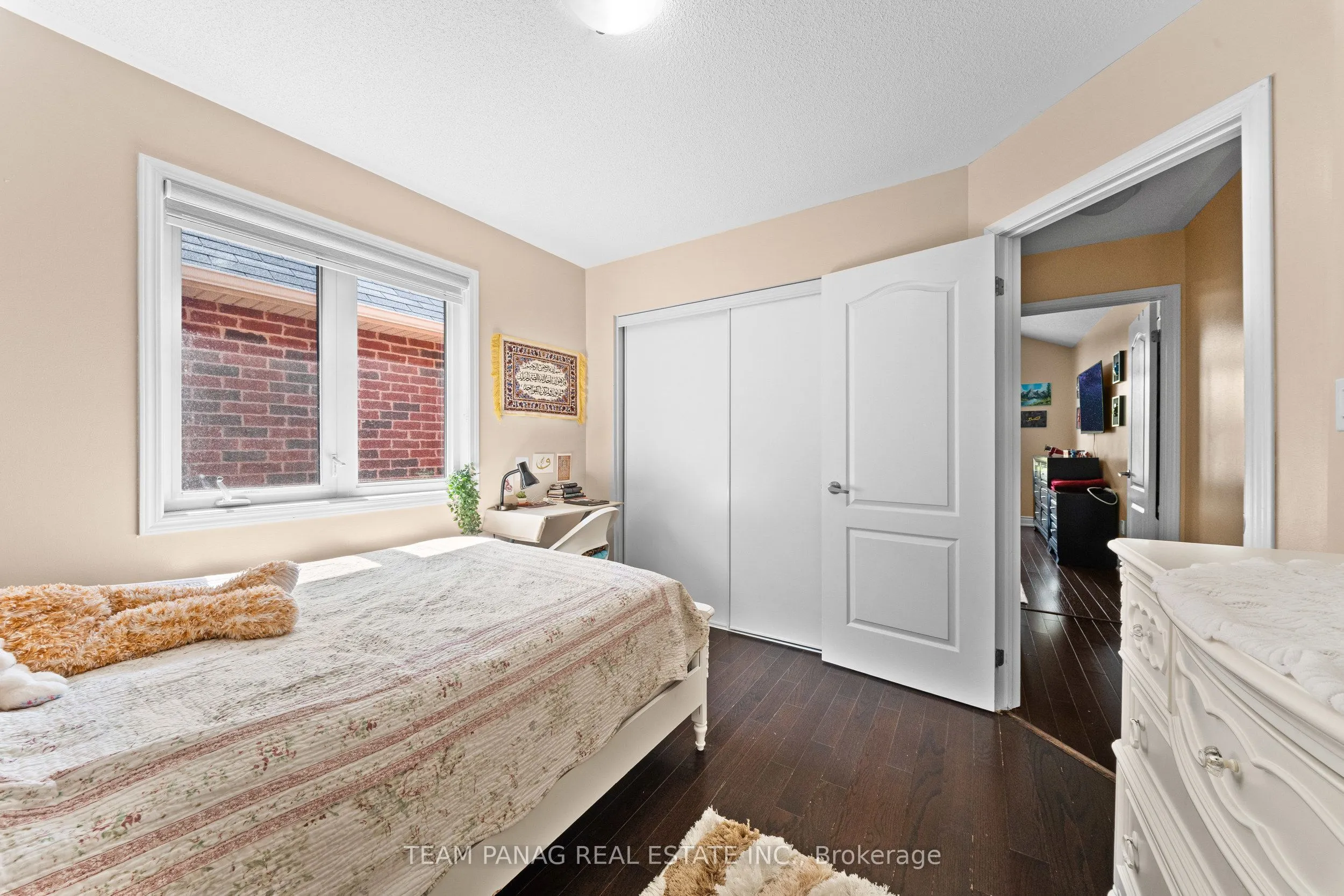 13 Seafair Crescent