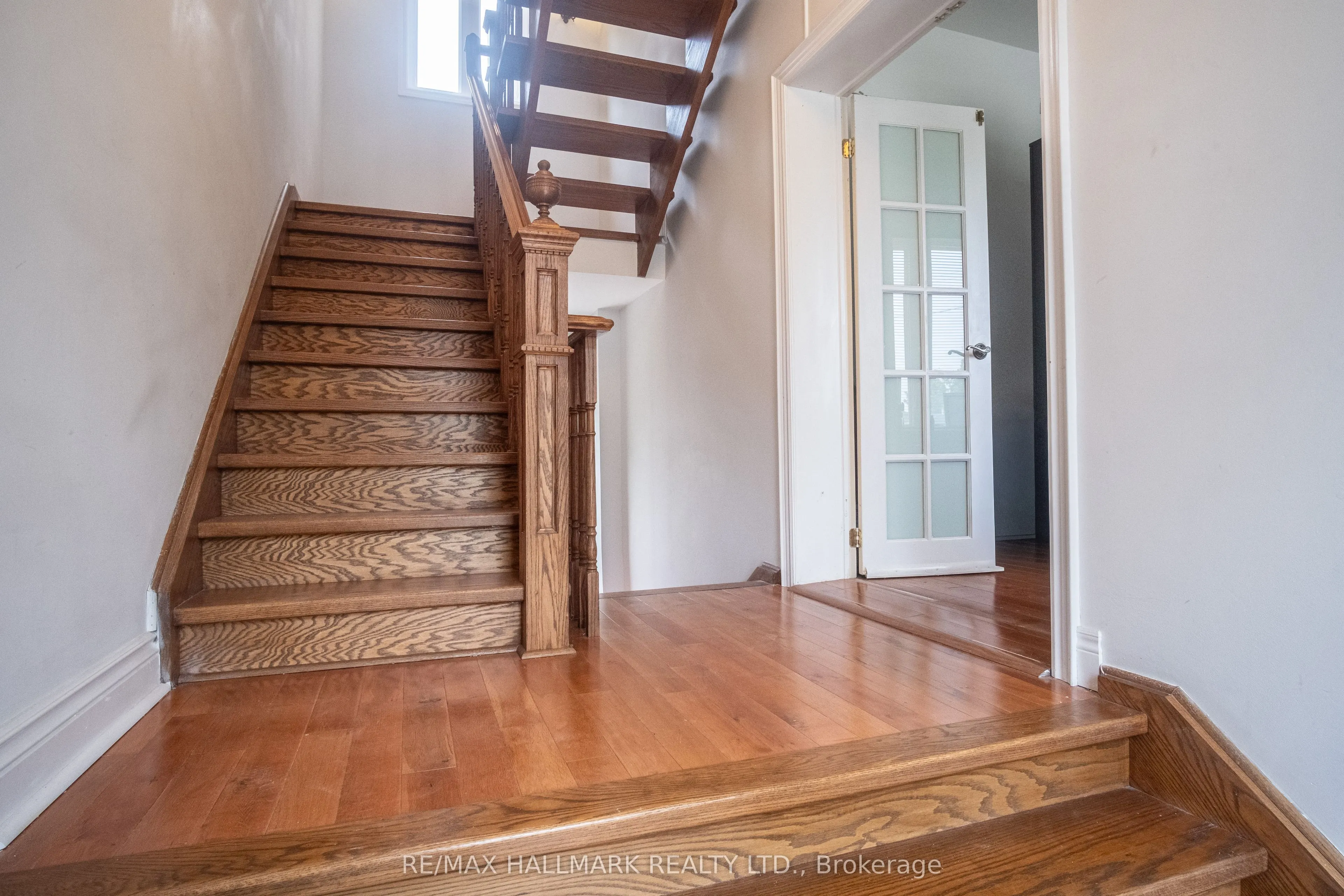 6 Griggsden Avenue