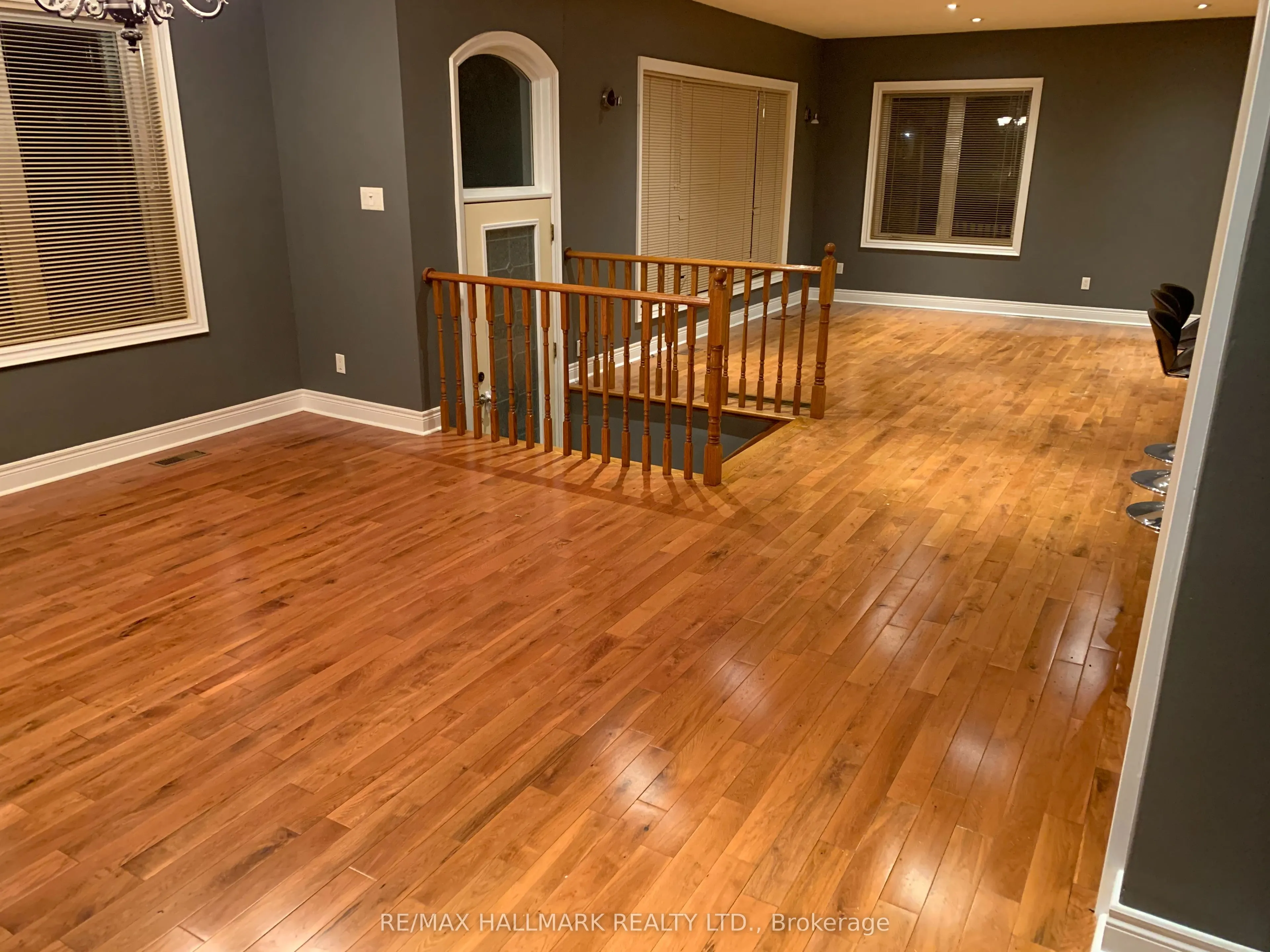 6 Griggsden Avenue