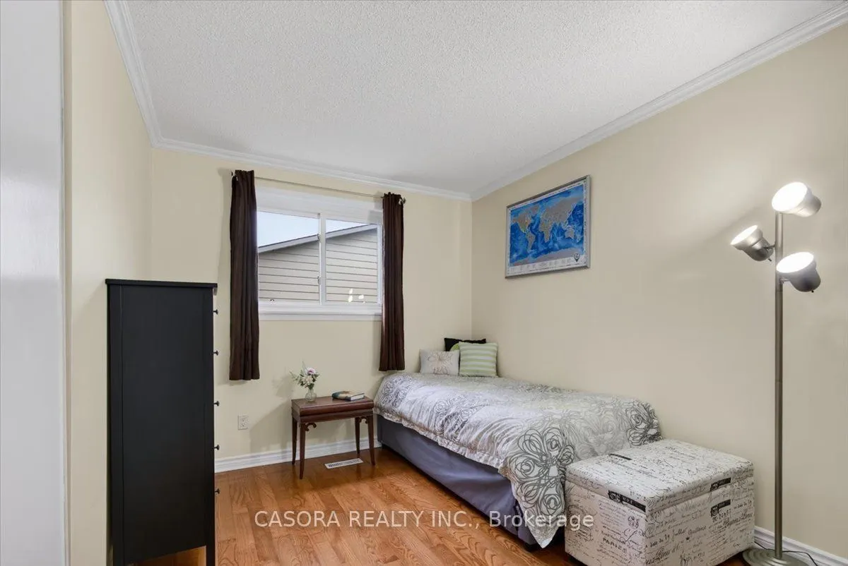 479 WOODVIEW Road #11