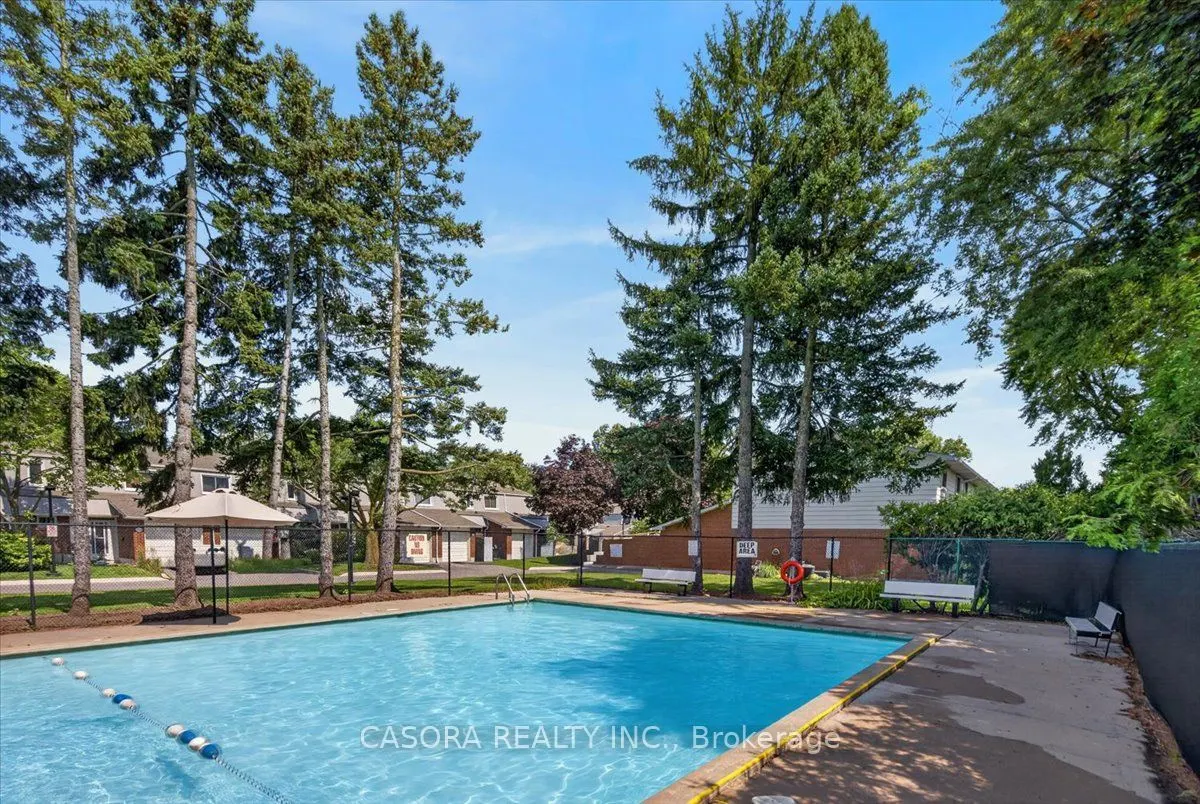 479 WOODVIEW Road #11