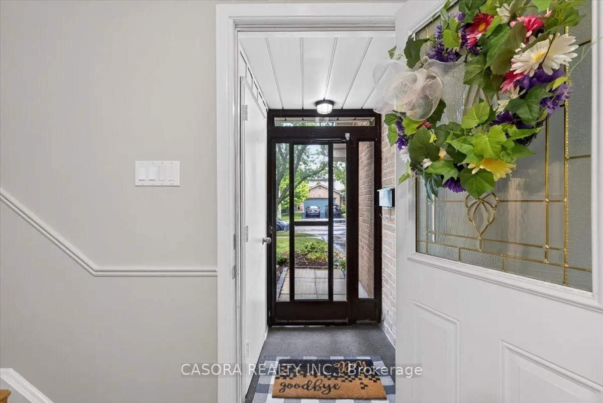 479 WOODVIEW Road #11