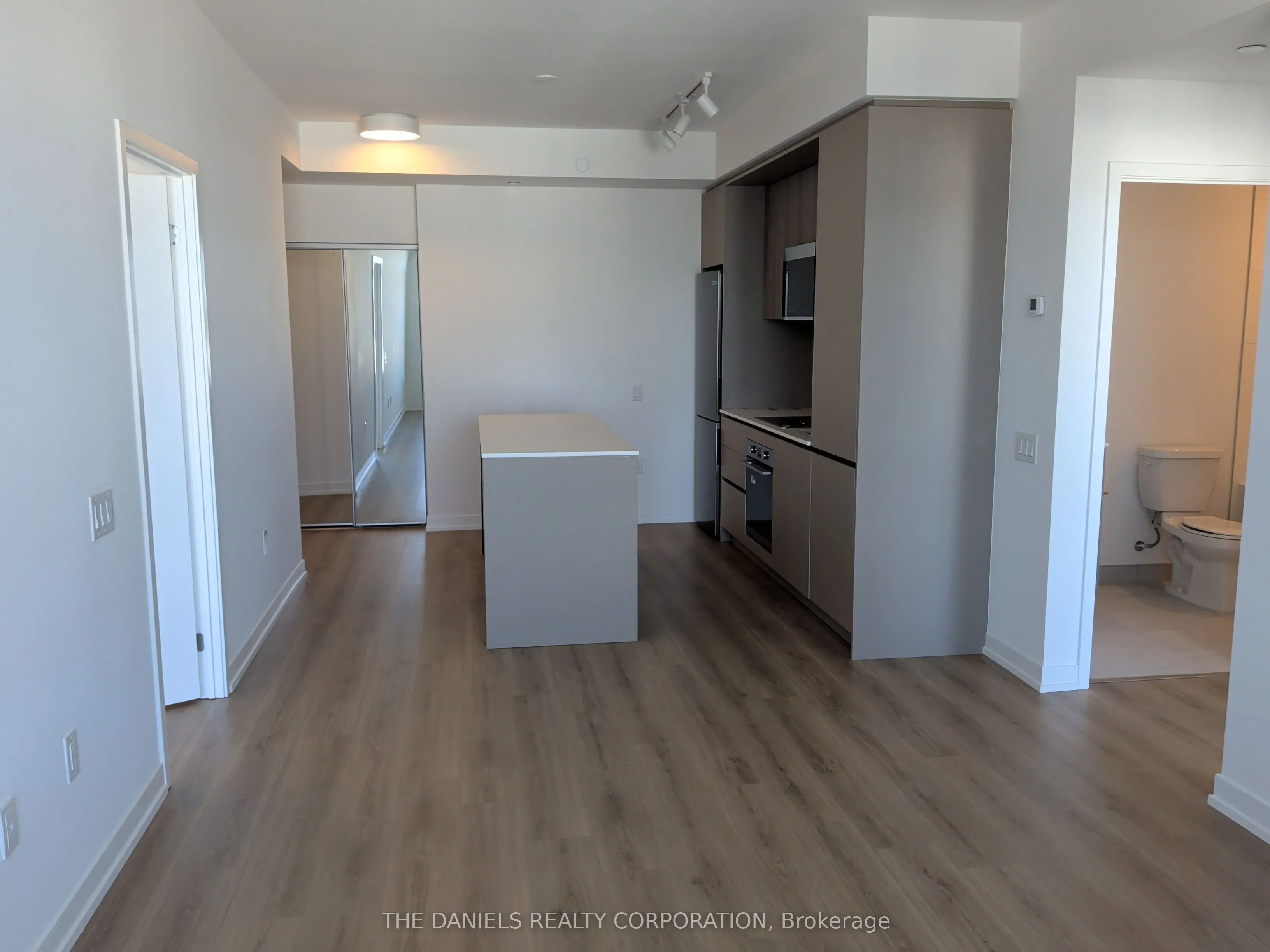 2485 Eglinton Avenue W #1409