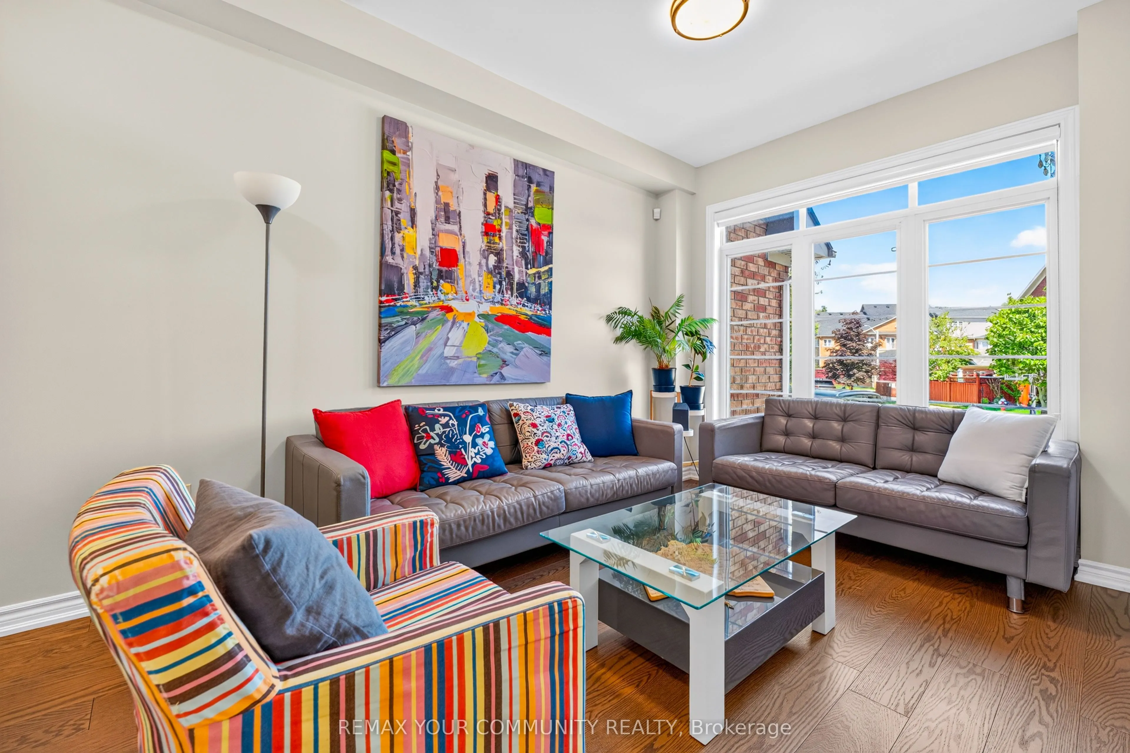 5578 Waterwind Crescent