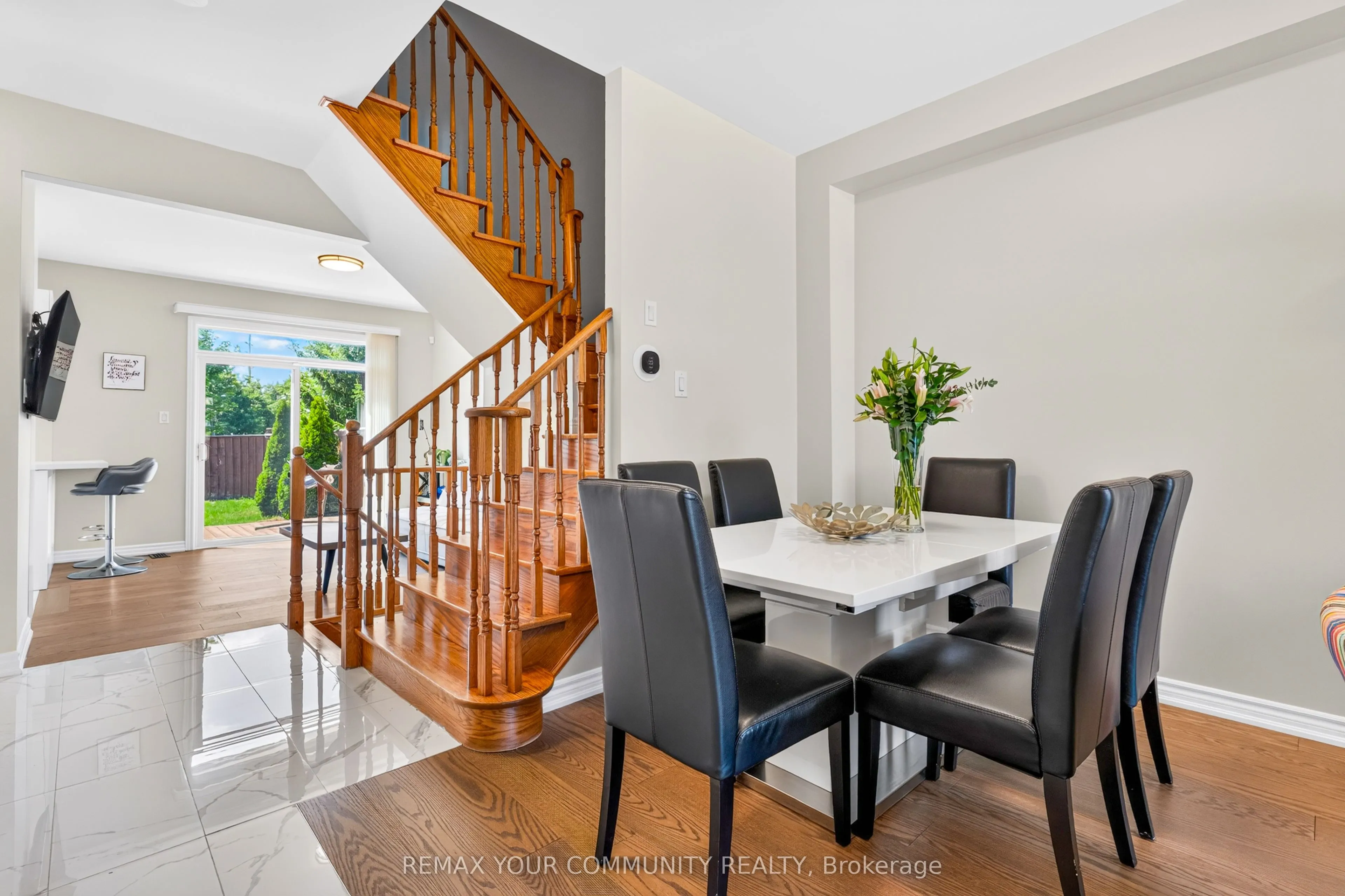 5578 Waterwind Crescent