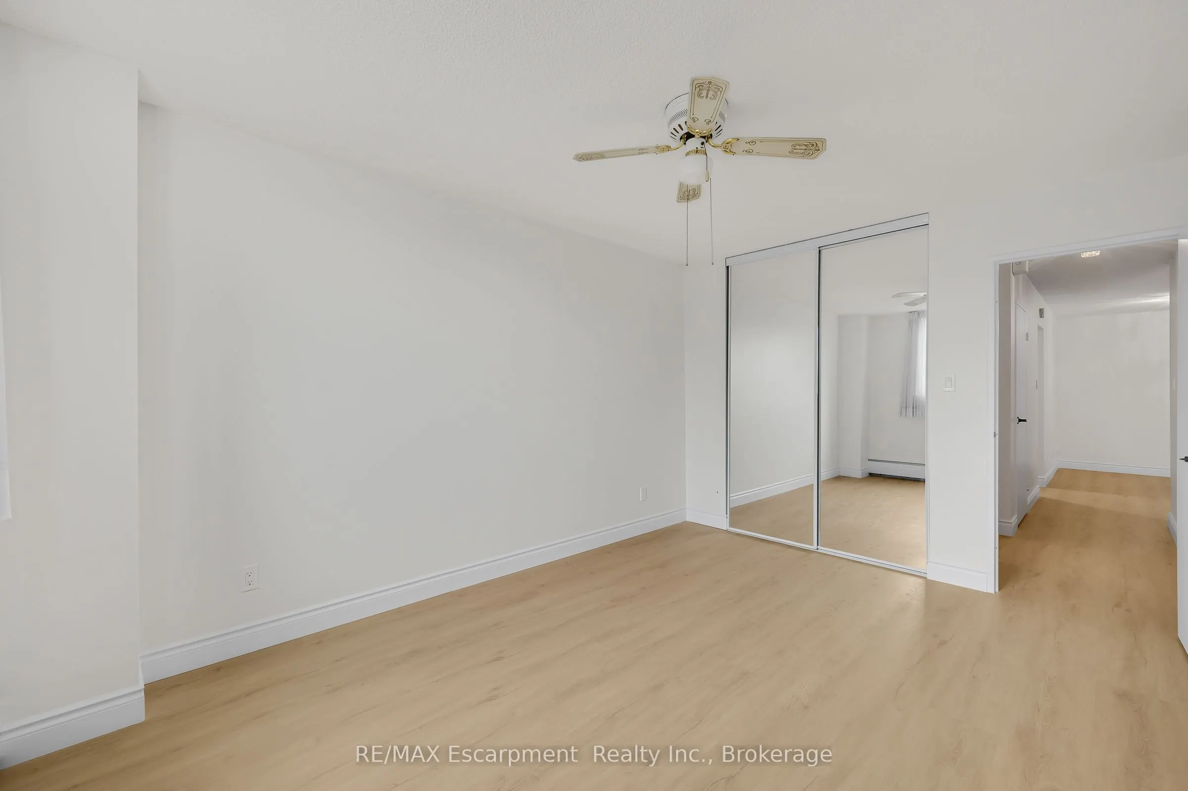 975 Warwick Court #310