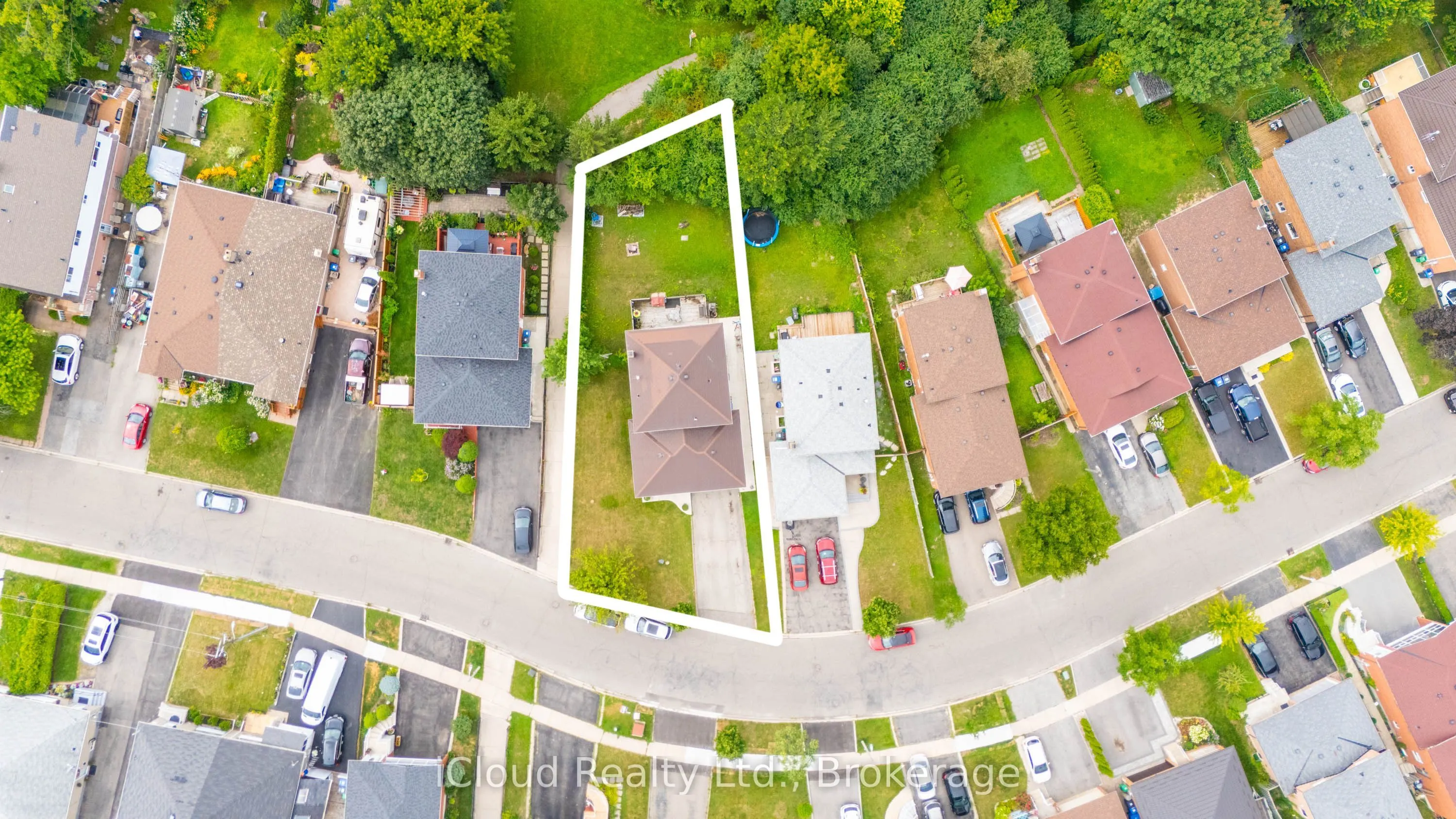 83 Fairglen Avenue