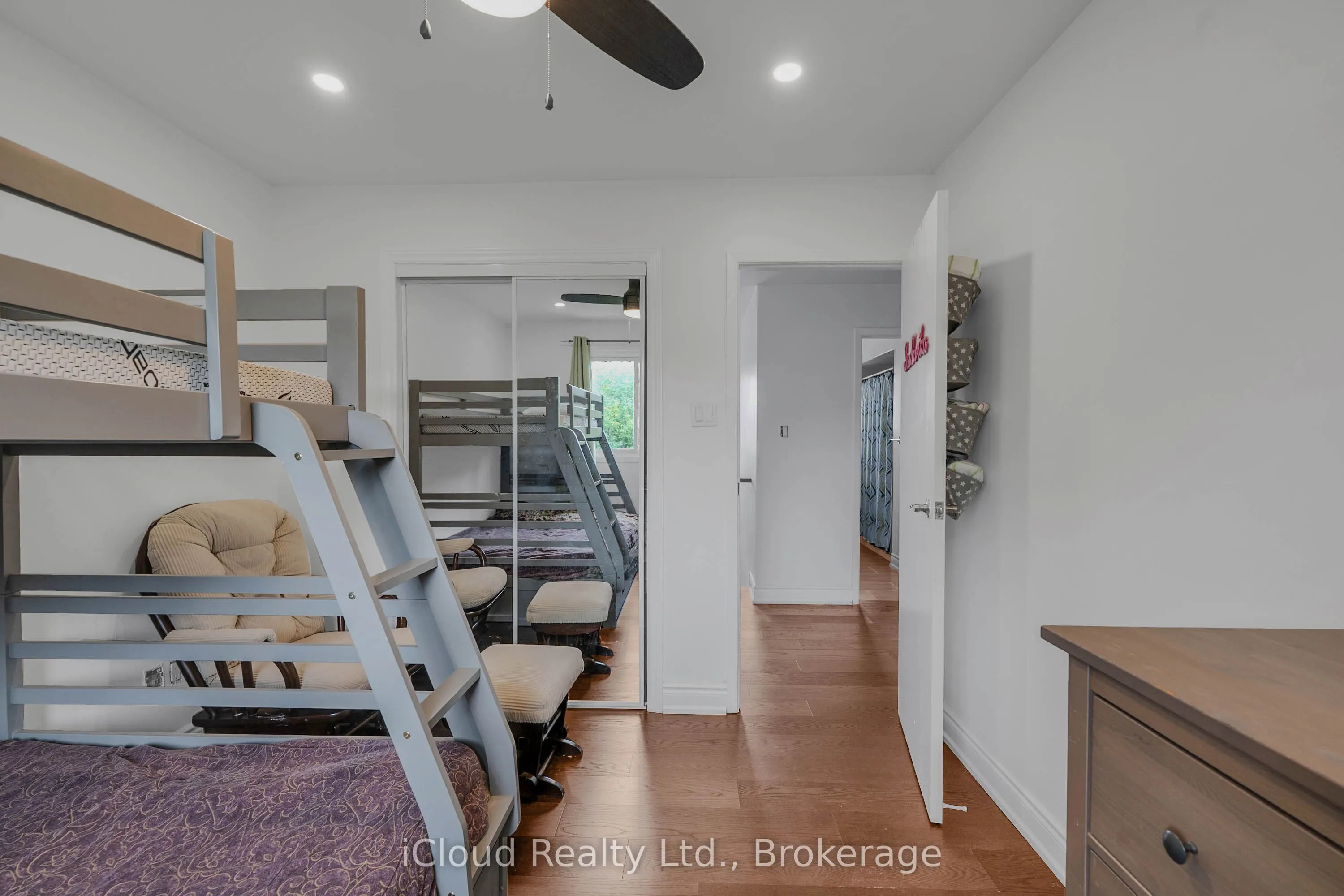 83 Fairglen Avenue
