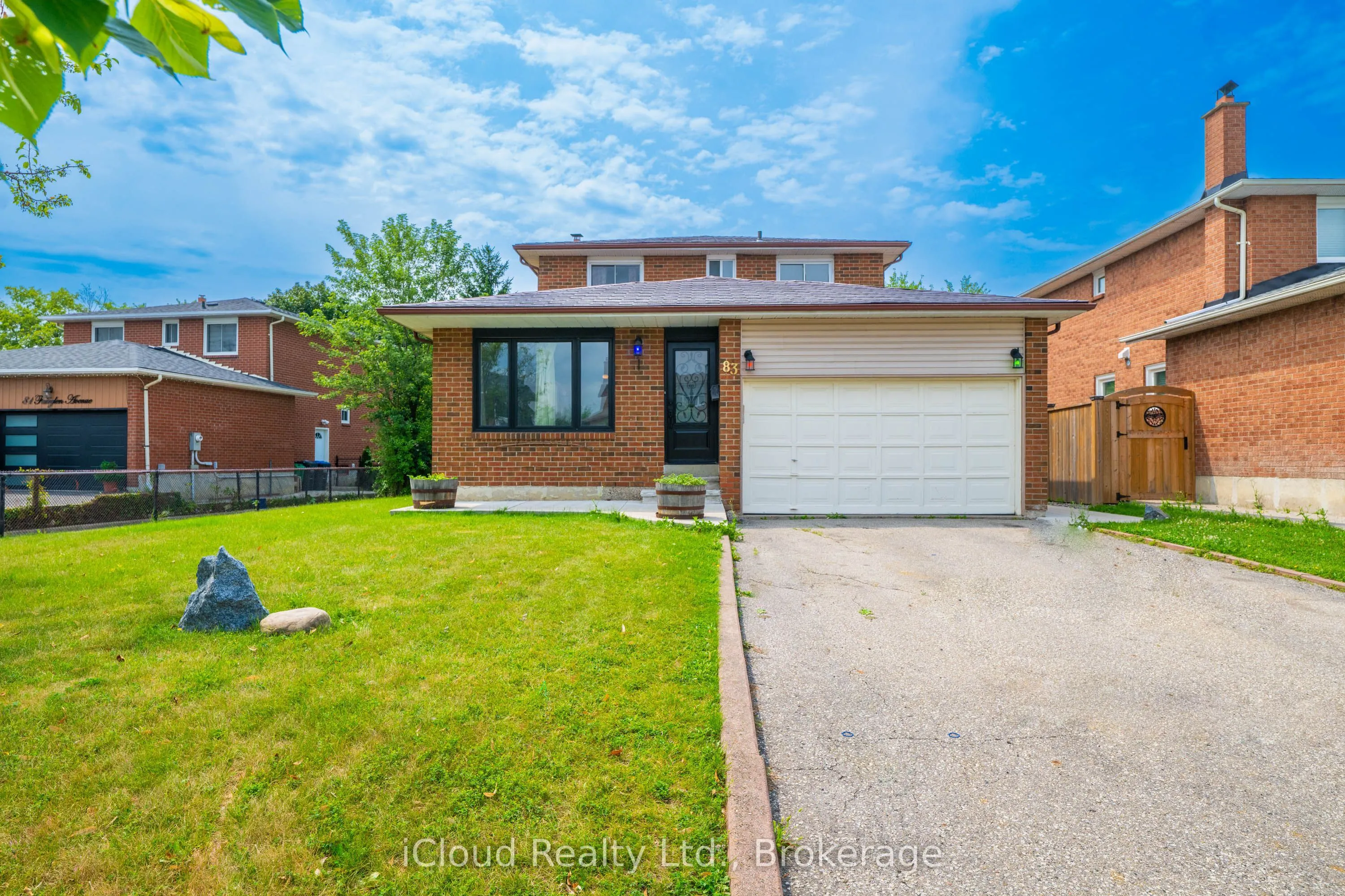 83 Fairglen Avenue