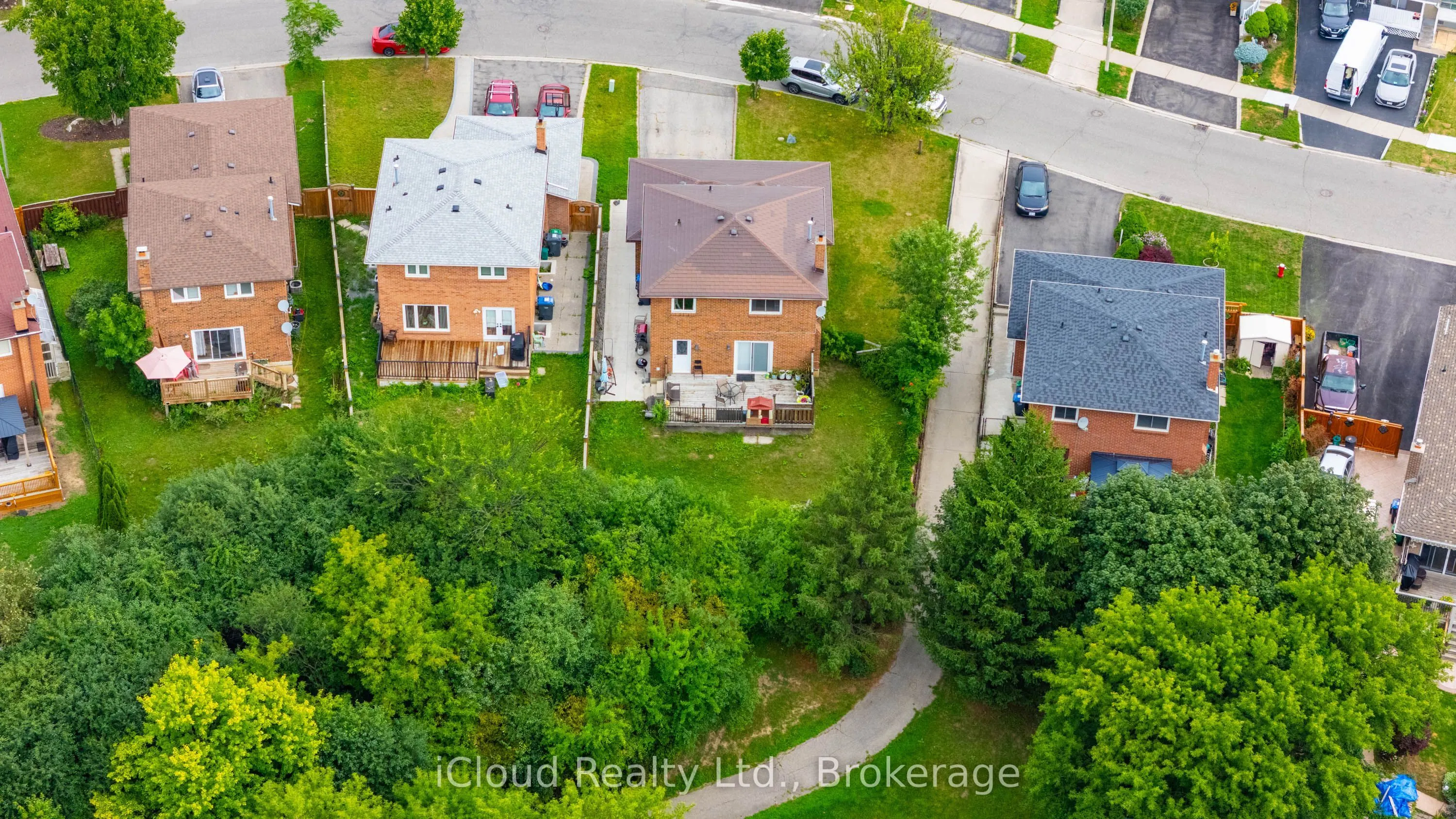 83 Fairglen Avenue