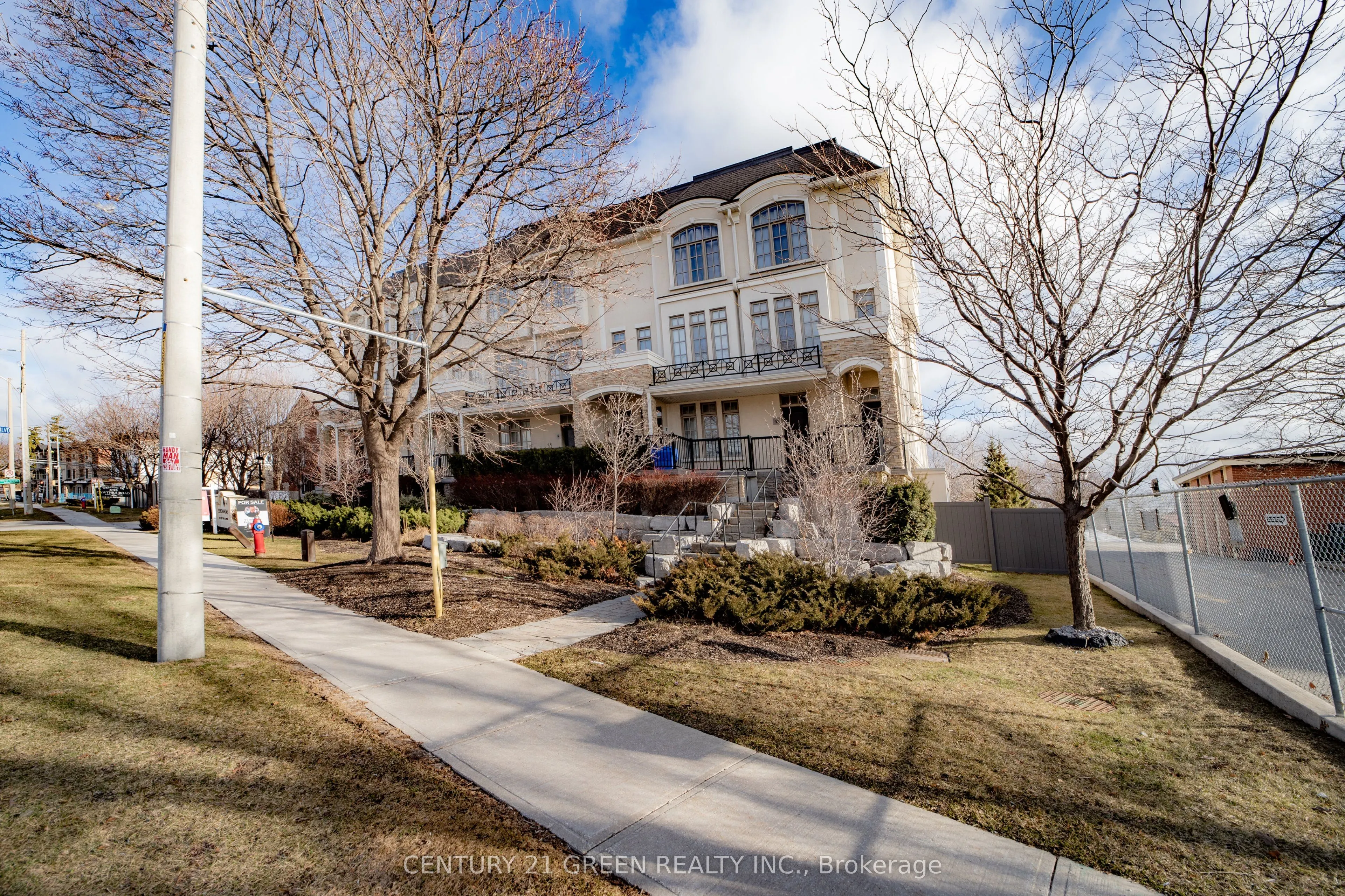 3071 Cawthra Road #5
