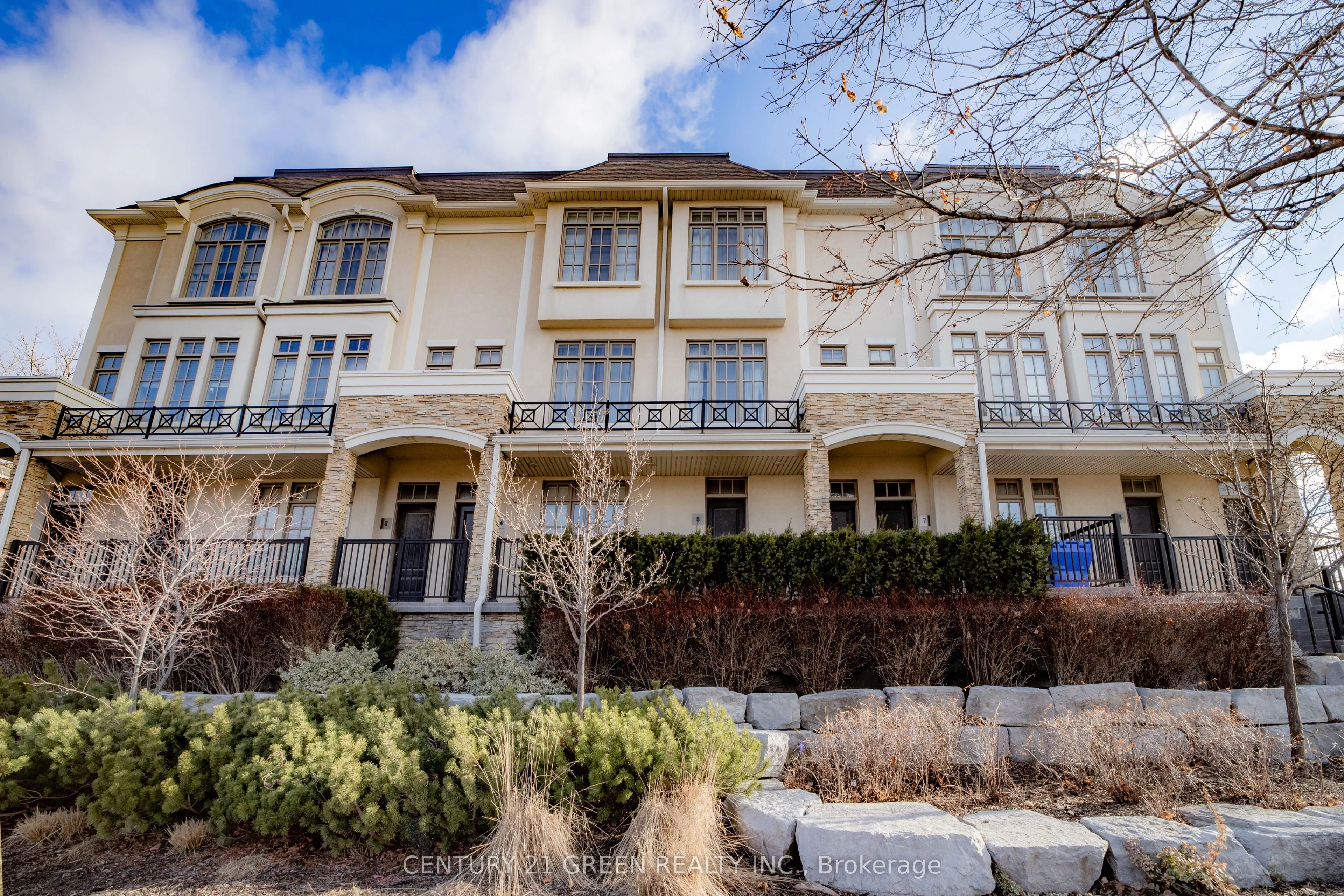 3071 Cawthra Road #5