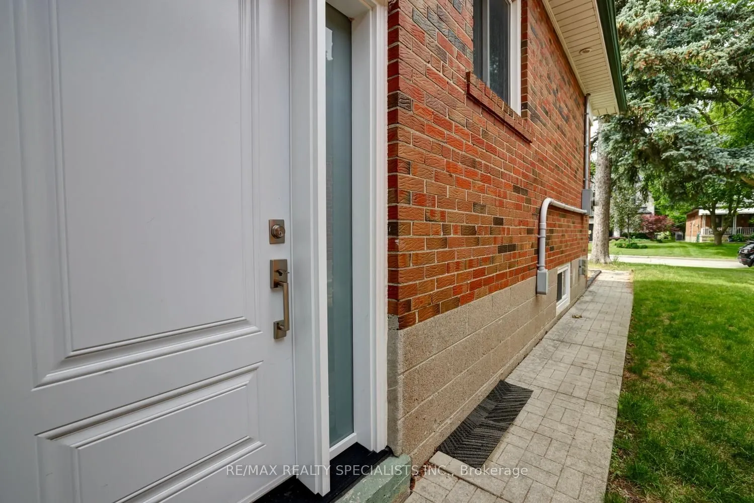 43 Firwood (Lower) Crescent