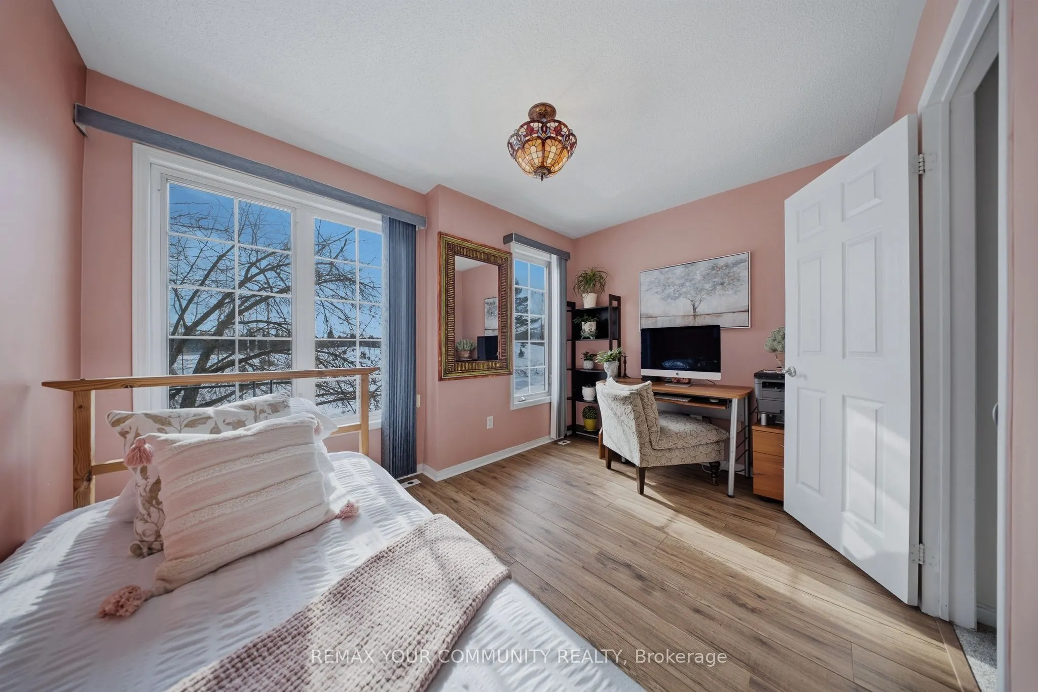 210 Manitoba Street #11