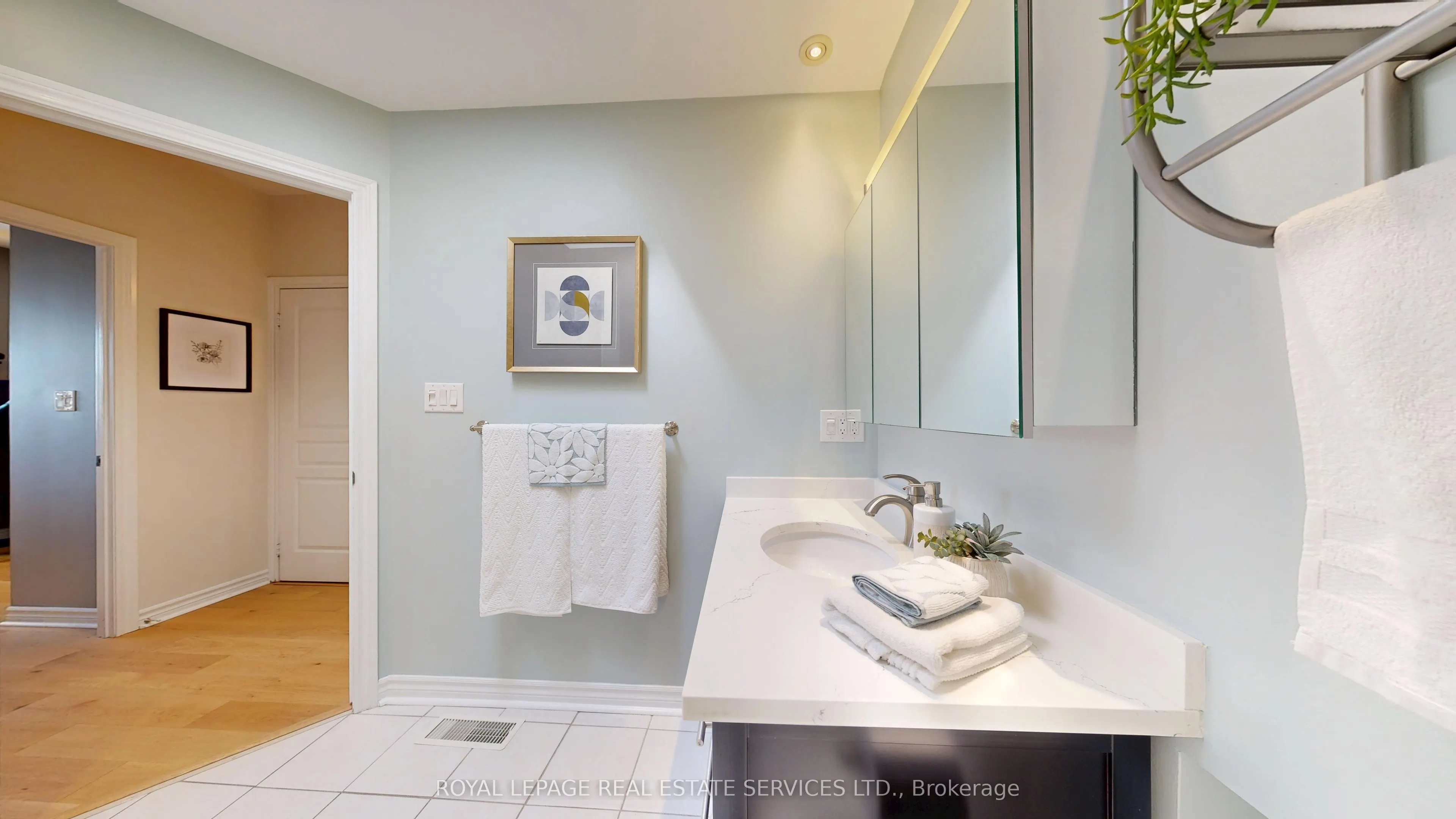 85 Albani Street ##3