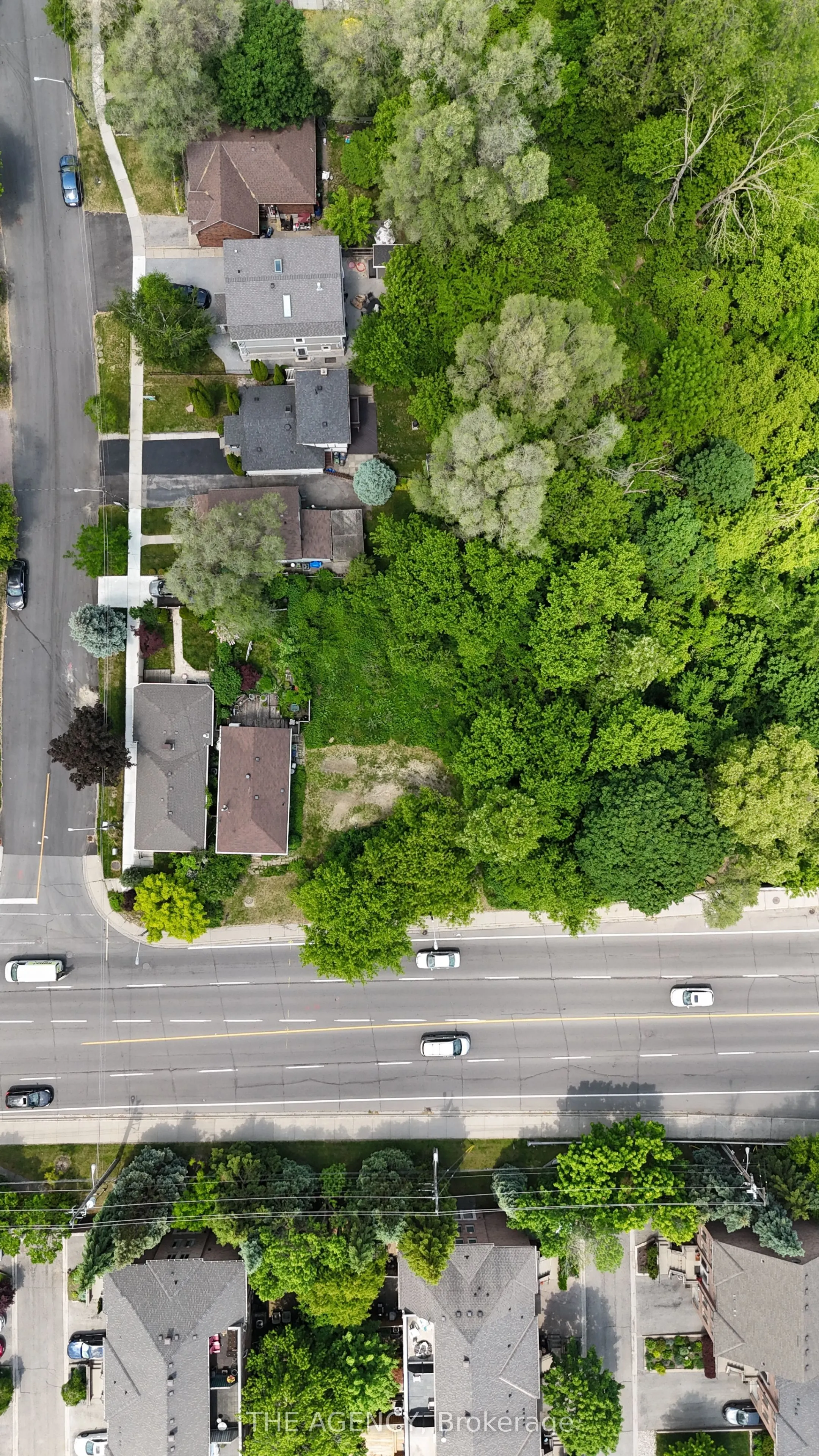 580 The Queensway