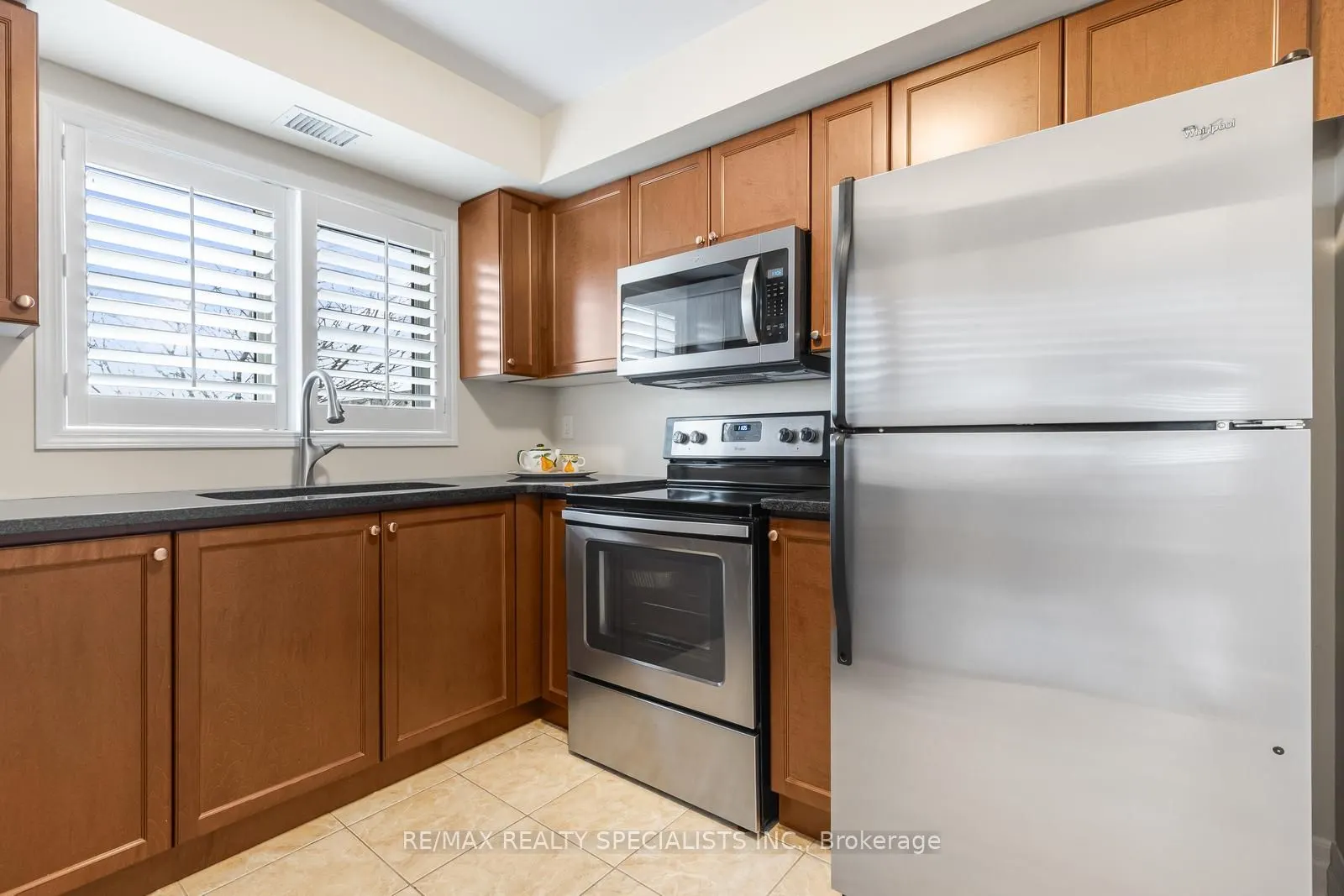 1045 Nadalin Heights #209