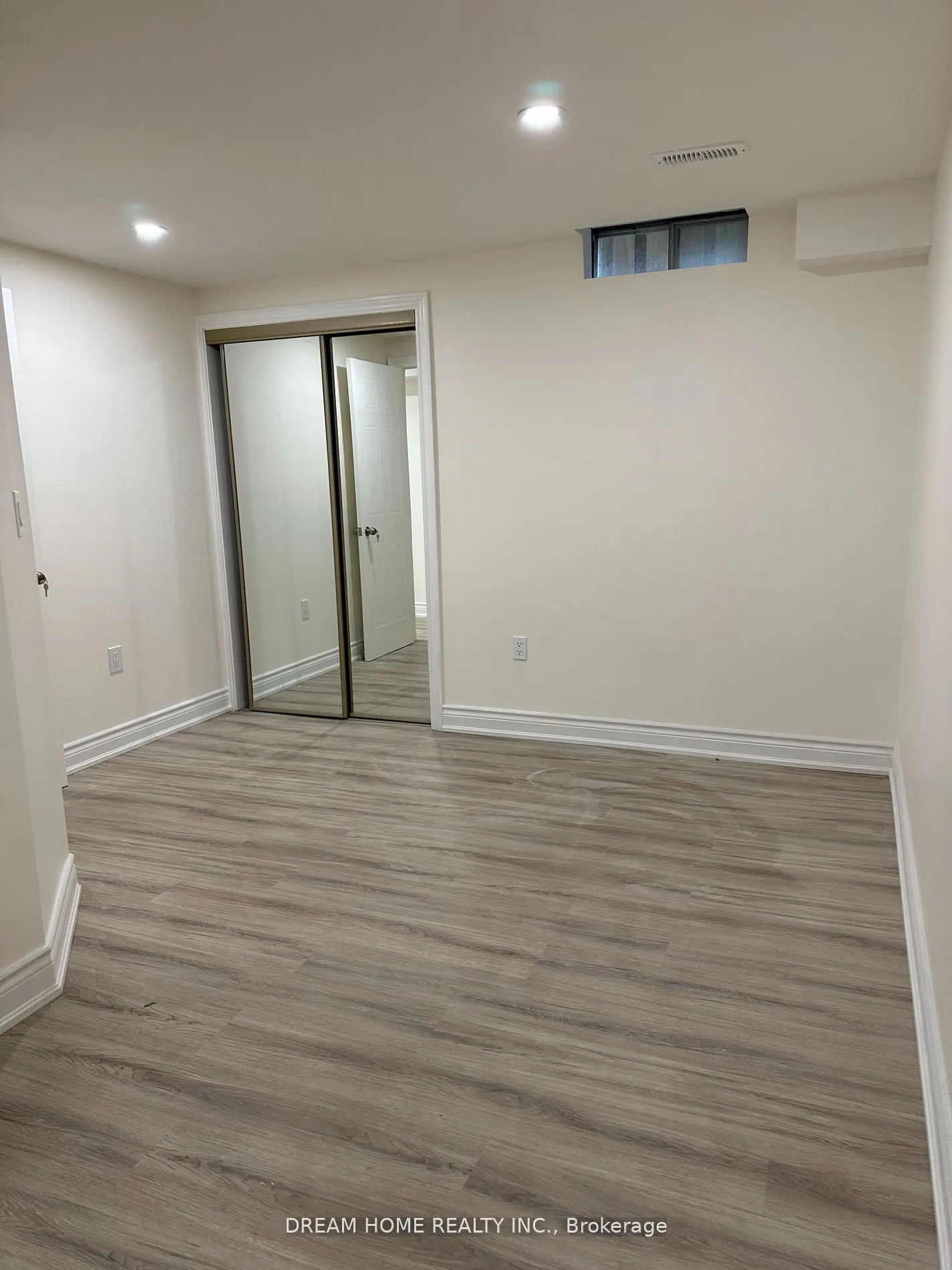 3269 Magwood Road #Lower