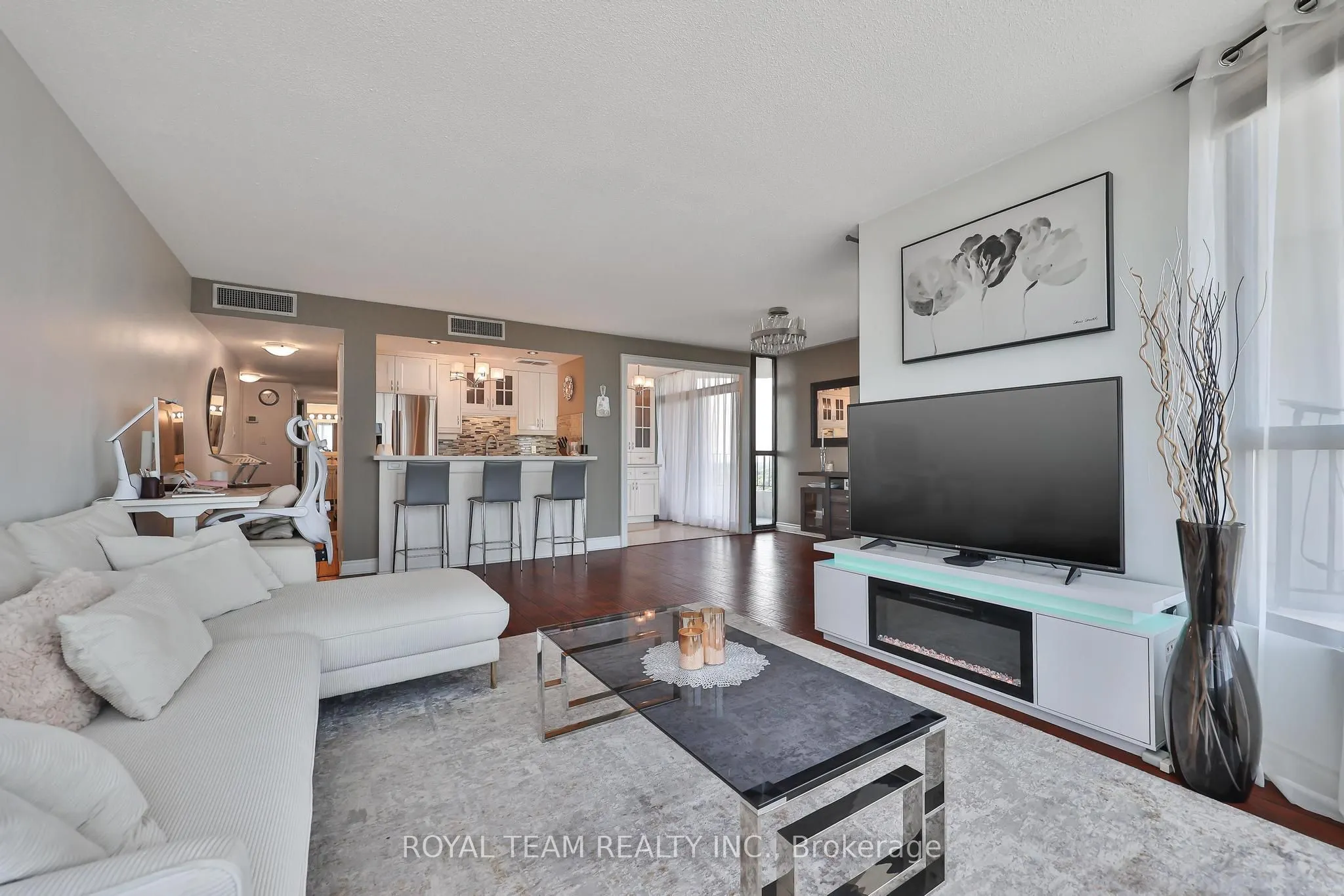 1333 Bloor Street #2004
