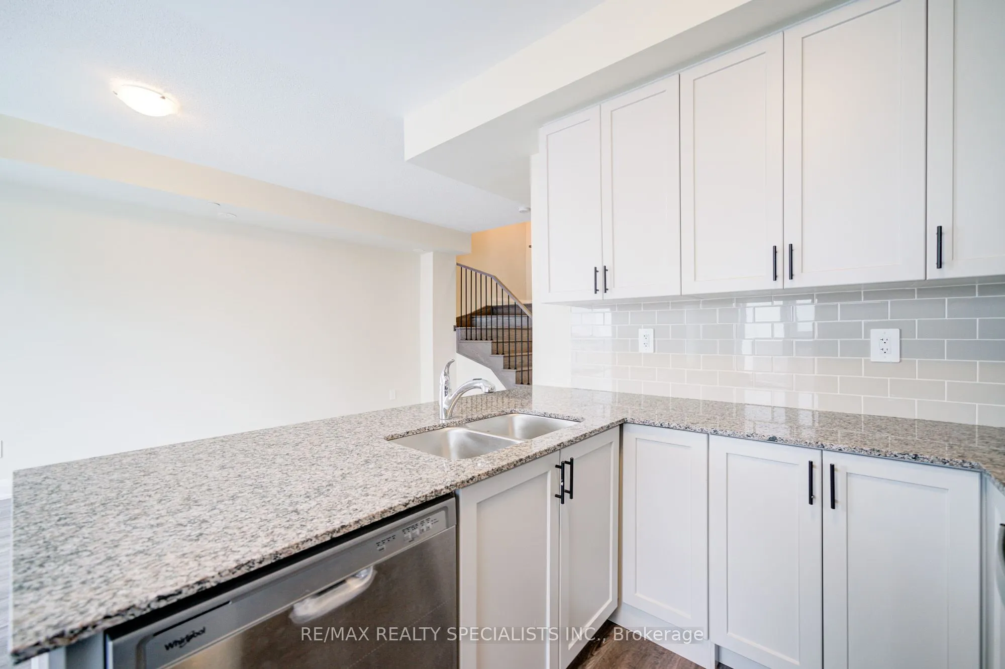 1573 Rose Way #108