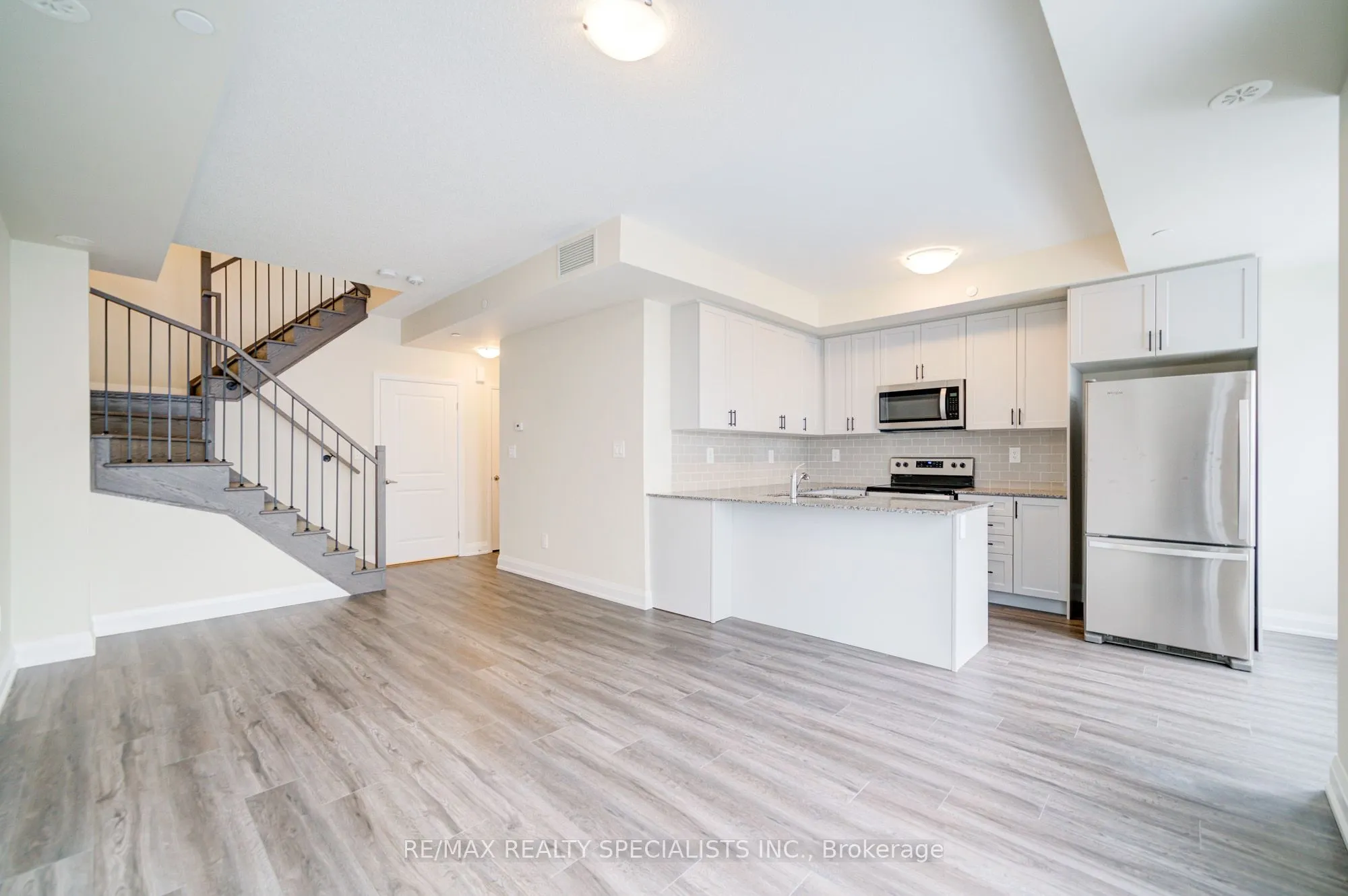 1573 Rose Way #108