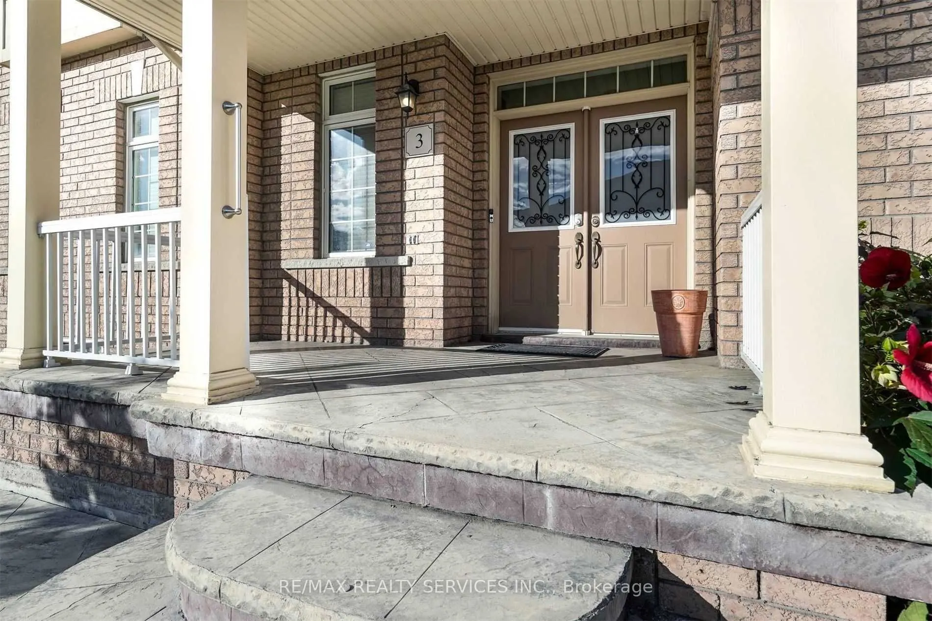 3 Coolwater Drive #Upper