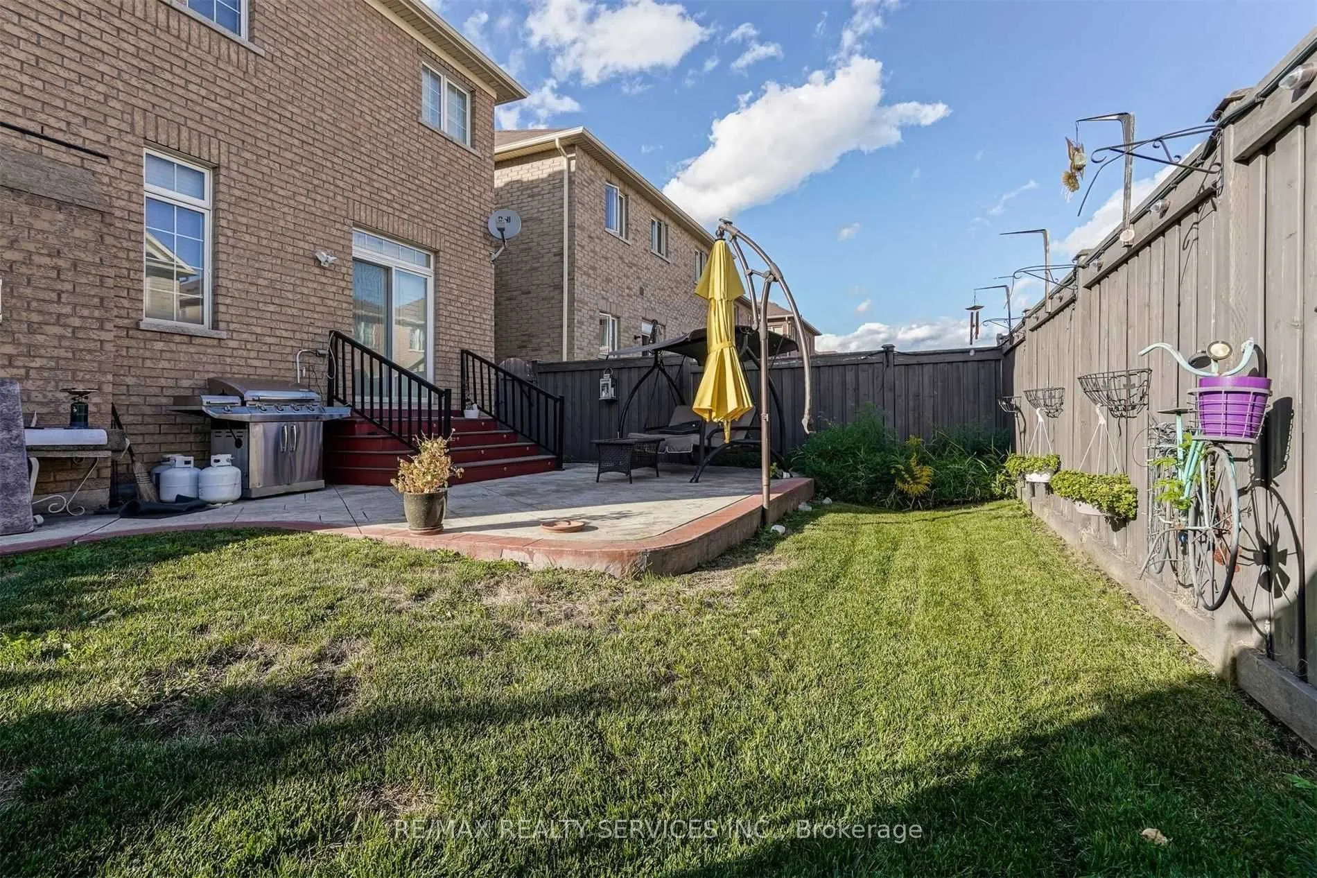 3 Coolwater Drive #Upper