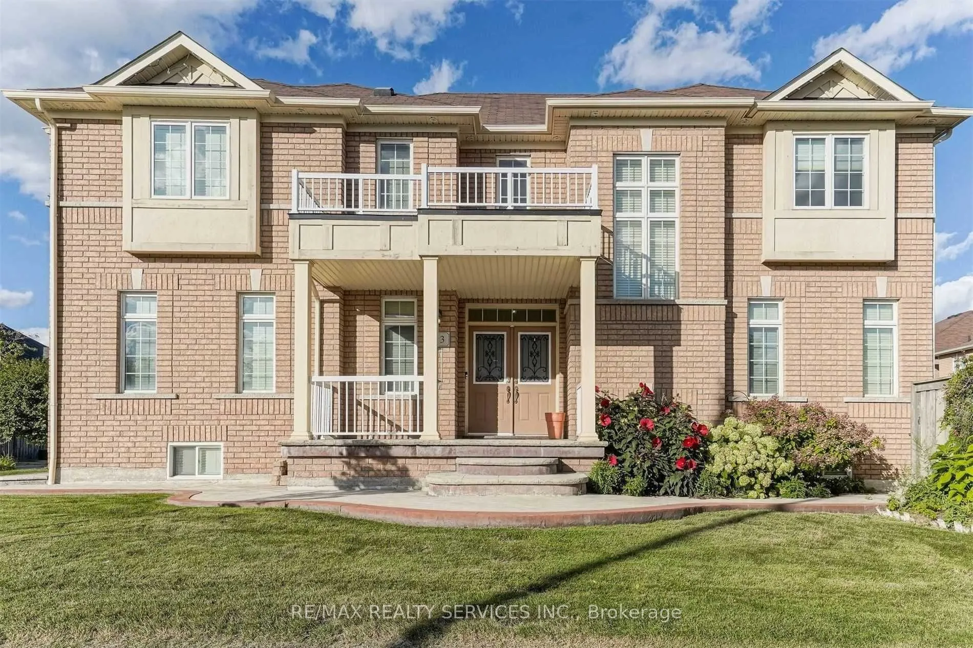3 Coolwater Drive #Upper