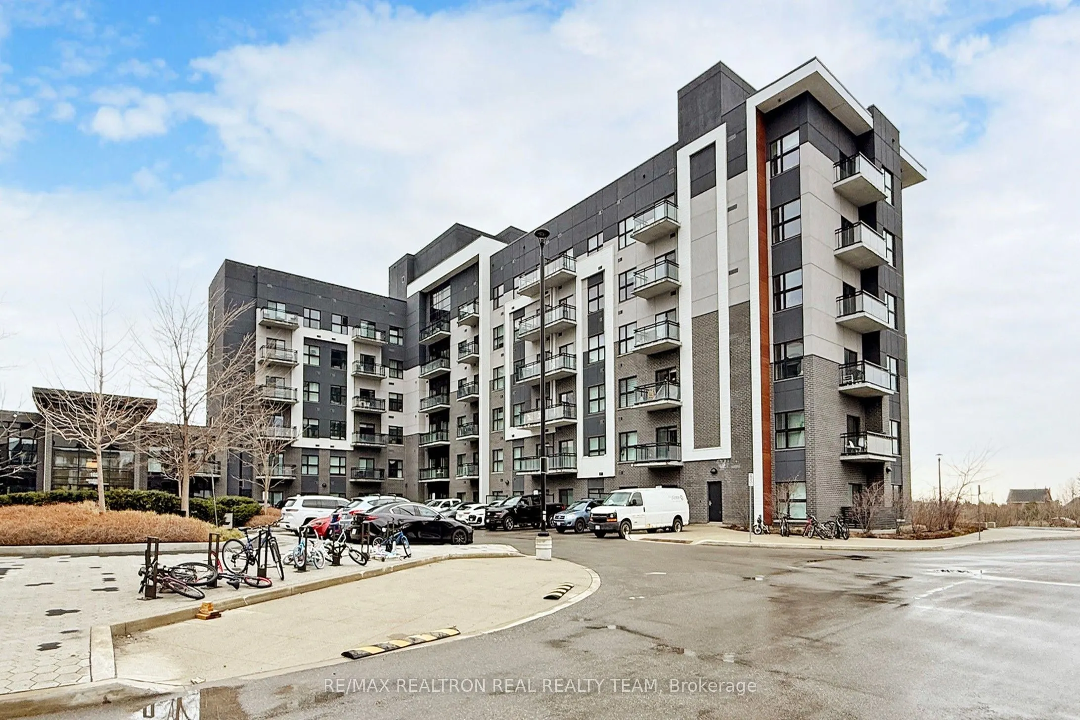 102 Grovewood Common #334