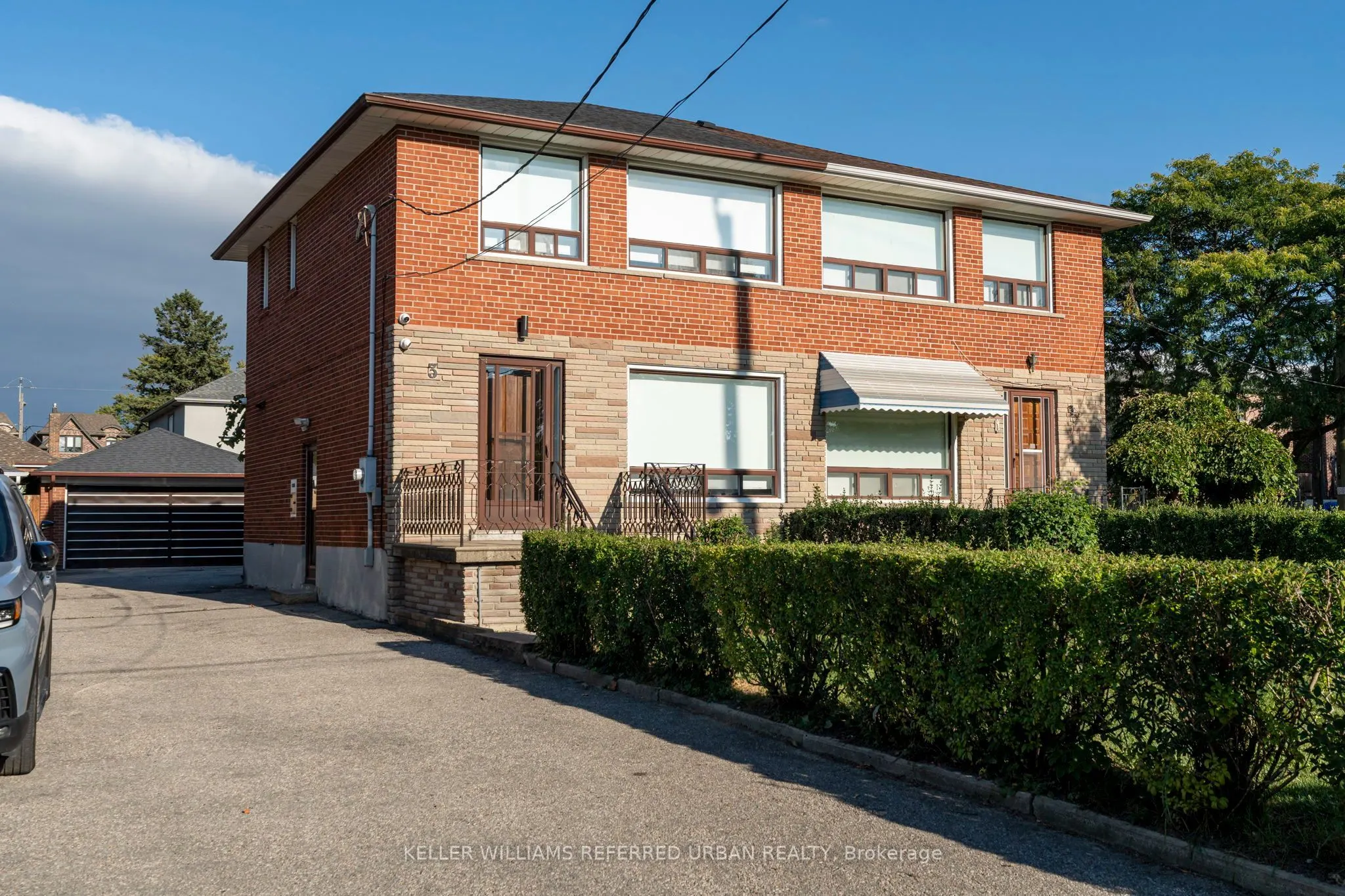 3 Duckworth Street