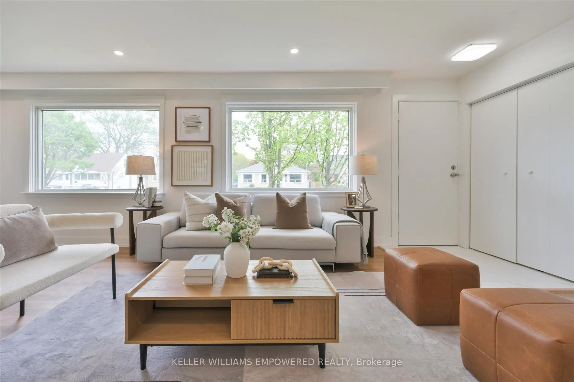 42 Deerhurst Avenue