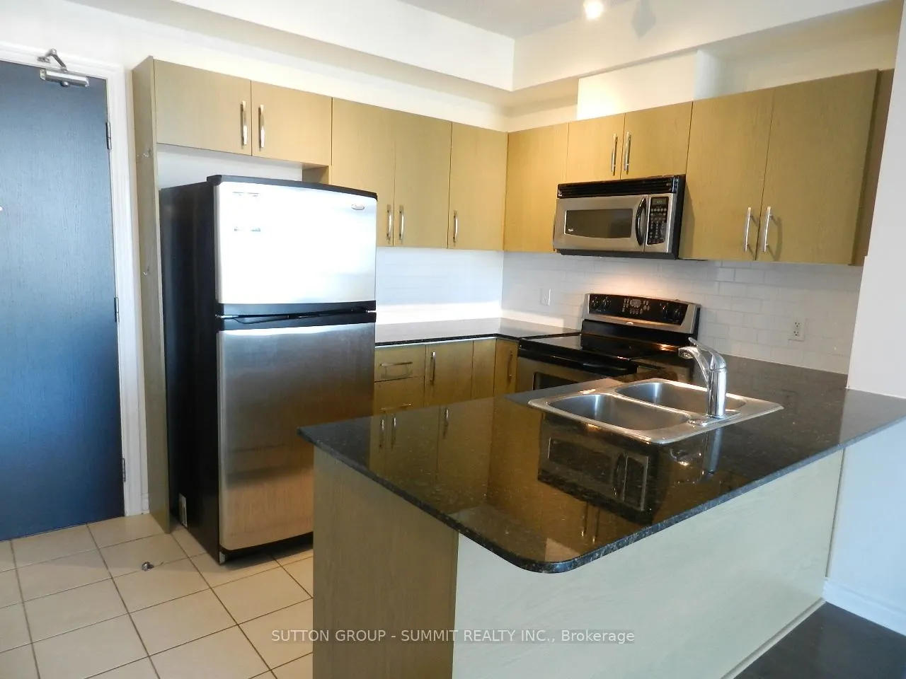 3504 HURONTARIO Street #1003