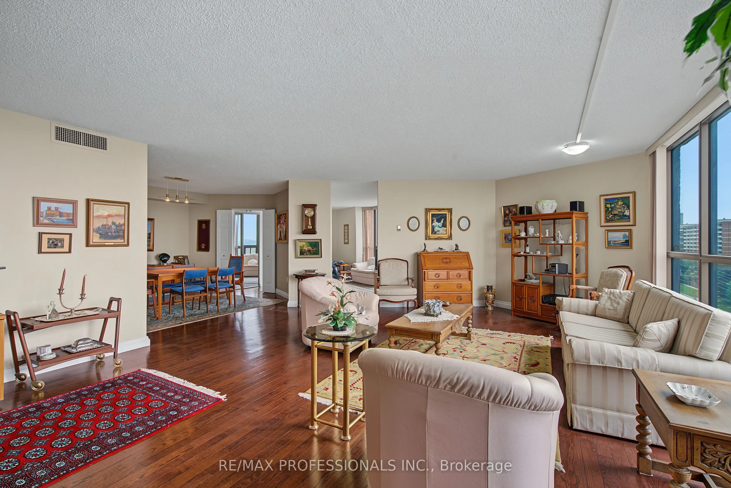 2010 Islington Avenue #1004