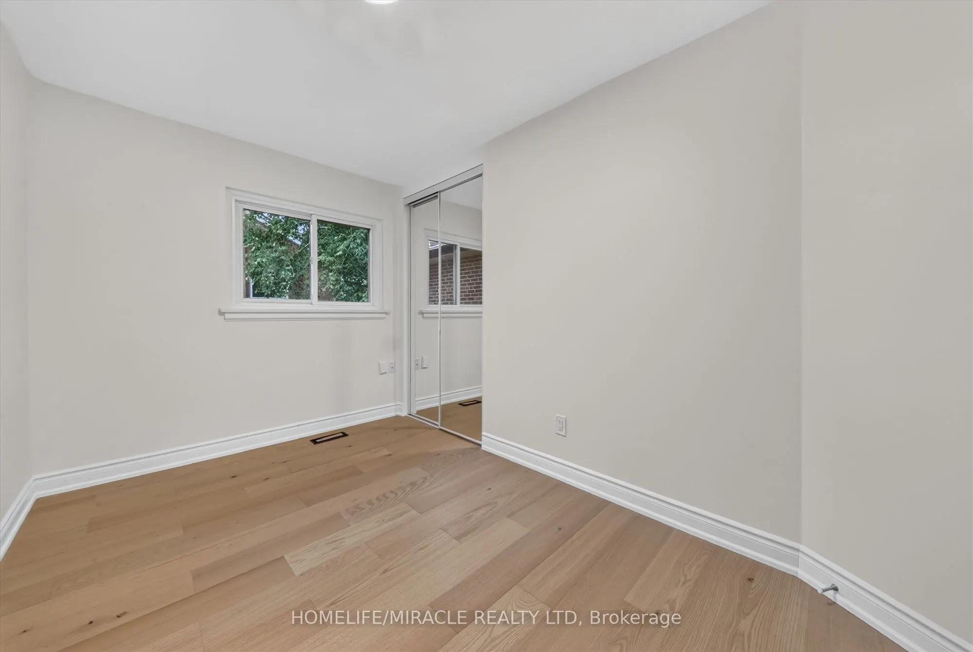 18 Elderfield Crescent