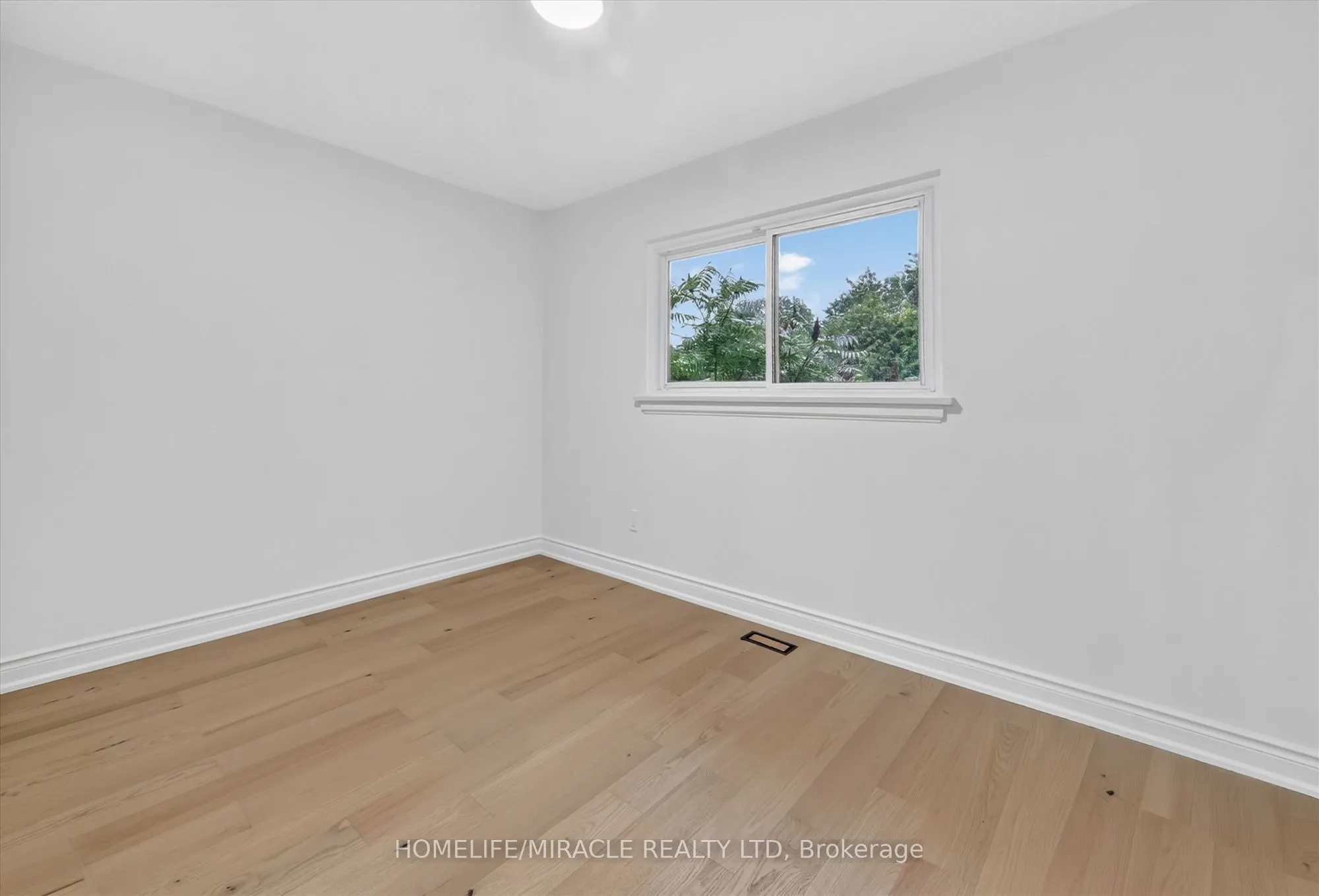 18 Elderfield Crescent