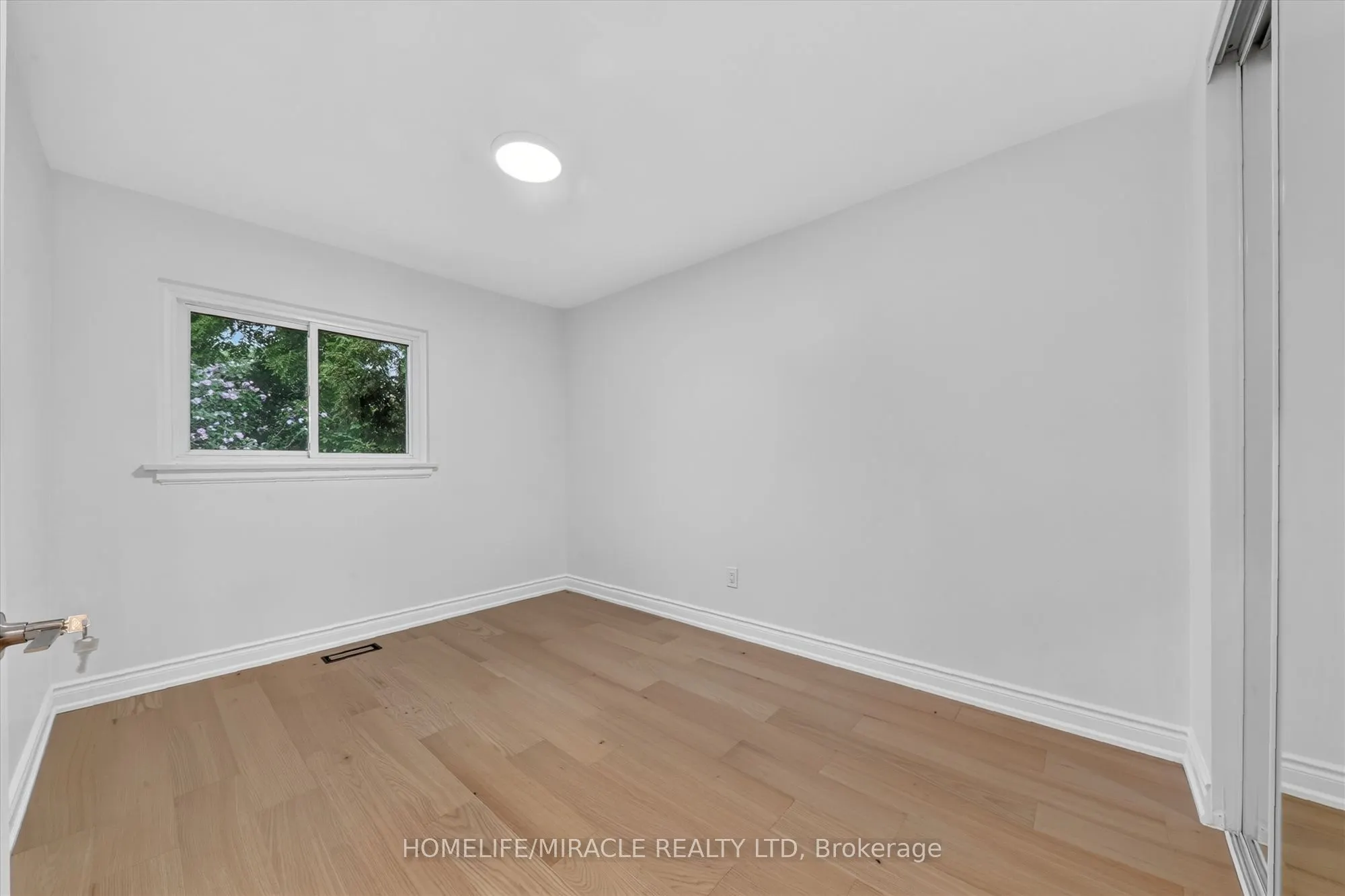 18 Elderfield Crescent