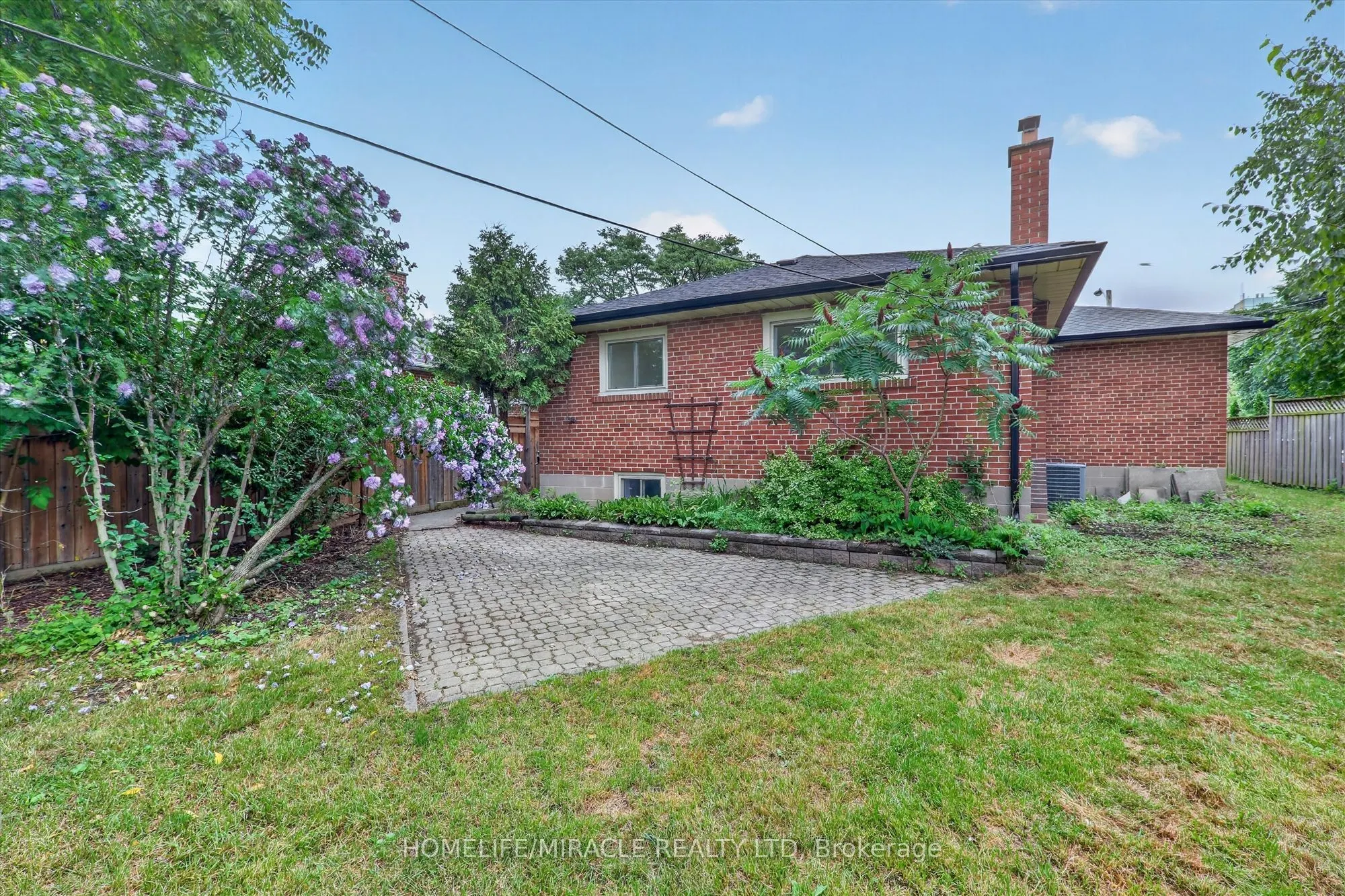 18 Elderfield Crescent