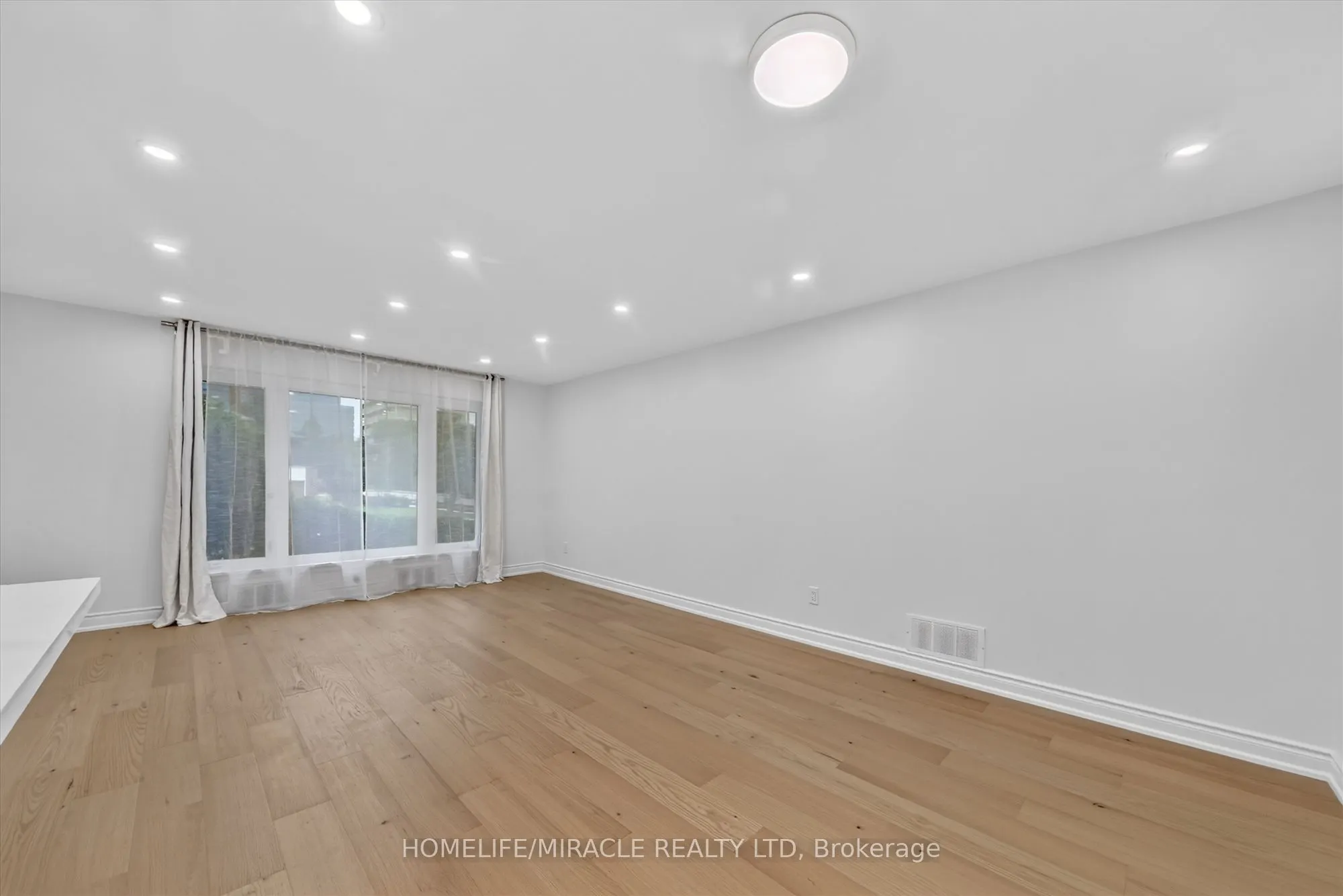 18 Elderfield Crescent