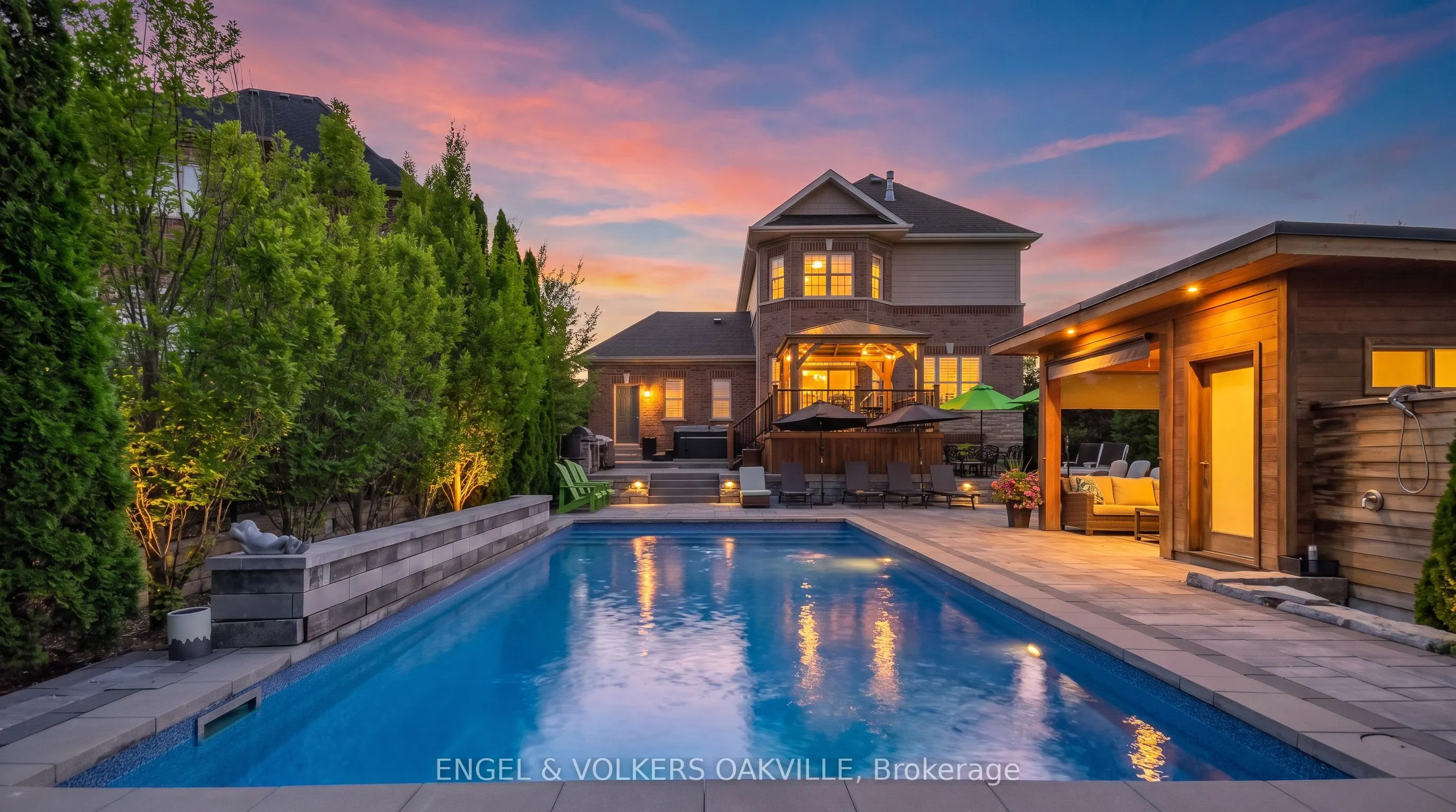 3 Holdroyd Court